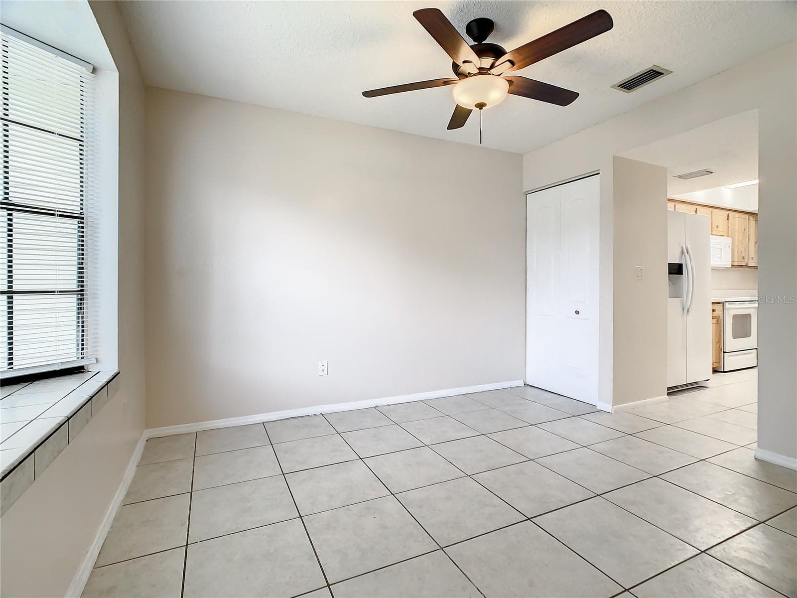 Townhouse at 232 N RIDGEWOOD AVE #G41, EDGEWATER, photo 10 of 24