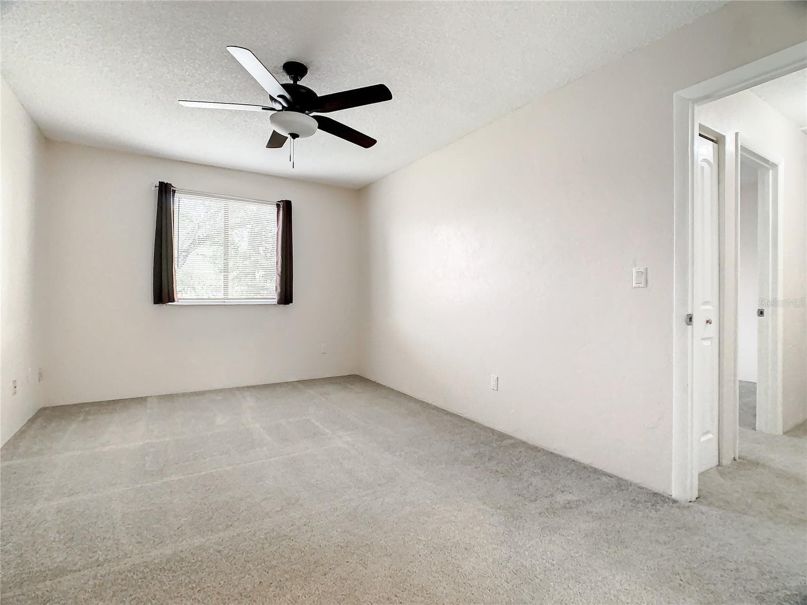 Townhouse at 232 N RIDGEWOOD AVE #G41, EDGEWATER, photo 17 of 24