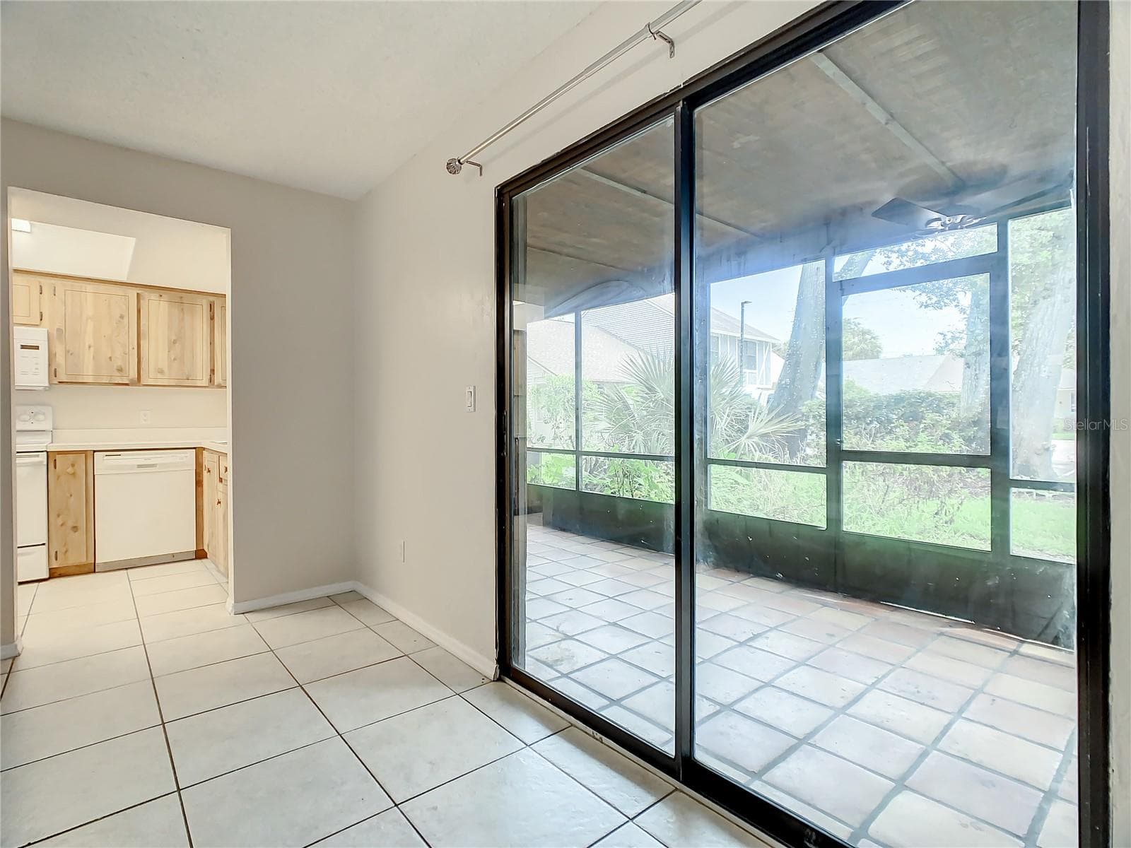Townhouse at 232 N RIDGEWOOD AVE #G41, EDGEWATER, photo 19 of 24