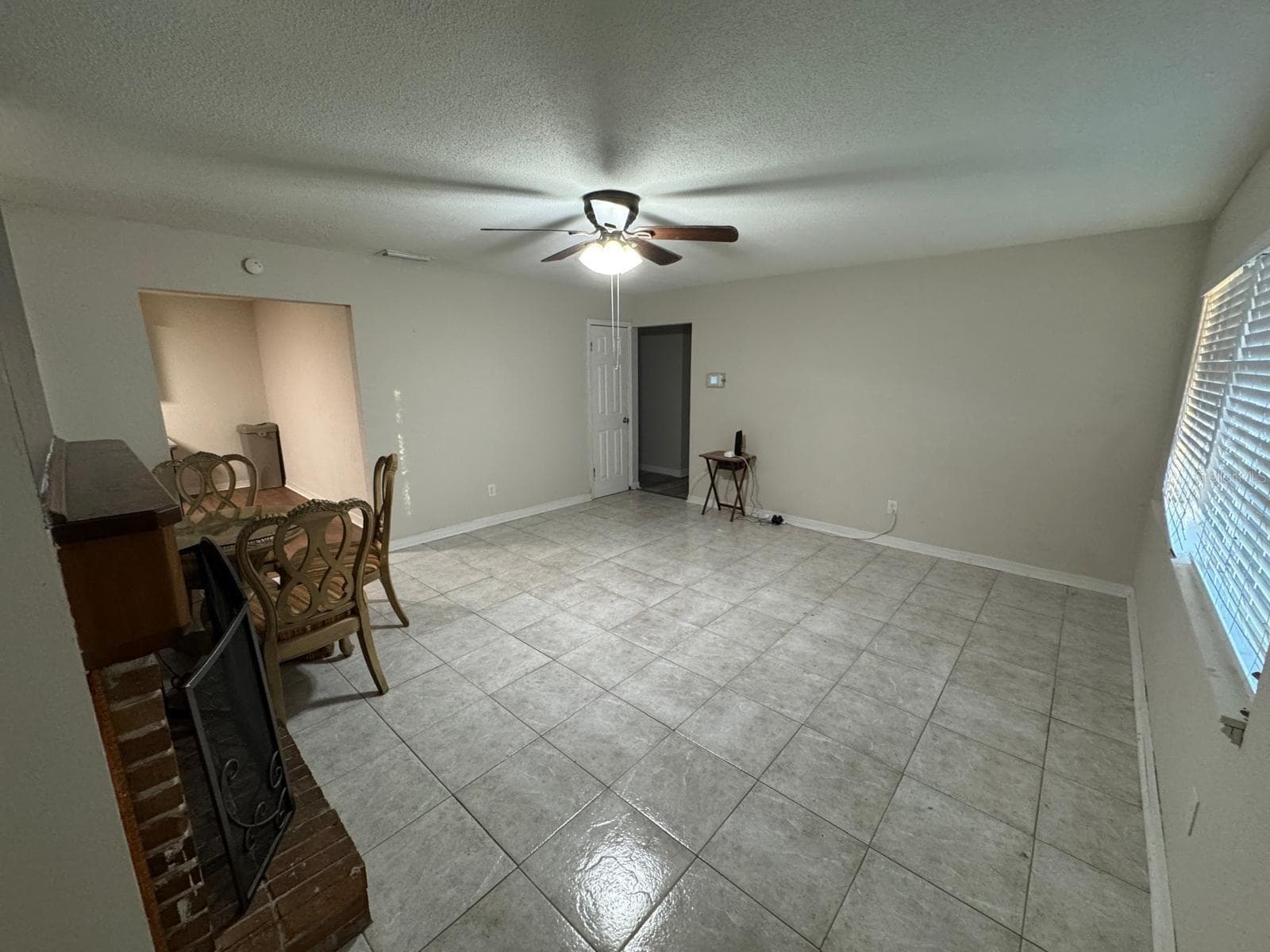 Single Family Residence at 2211 SUNNY VIEW DR, OVIEDO, photo 3 of 48