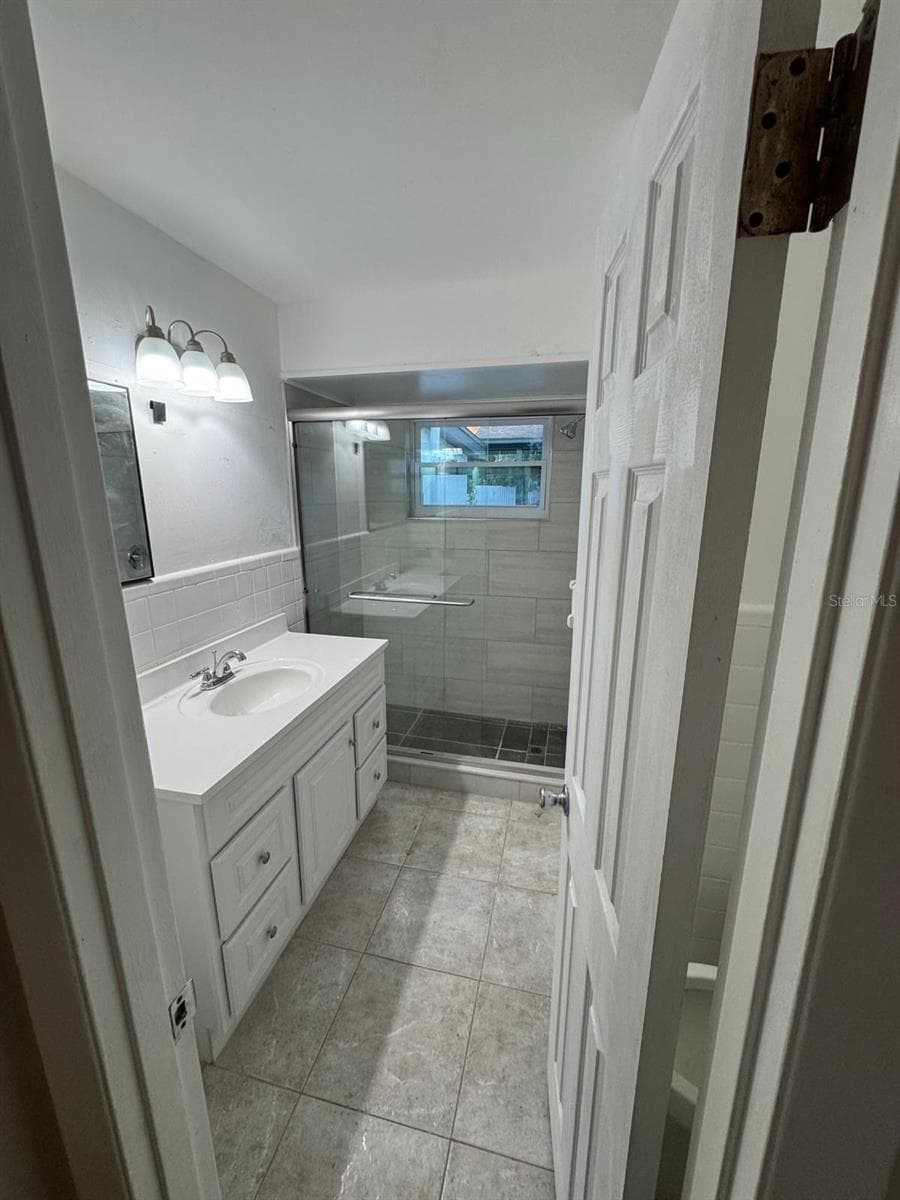 Single Family Residence at 2211 SUNNY VIEW DR, OVIEDO, photo 5 of 48