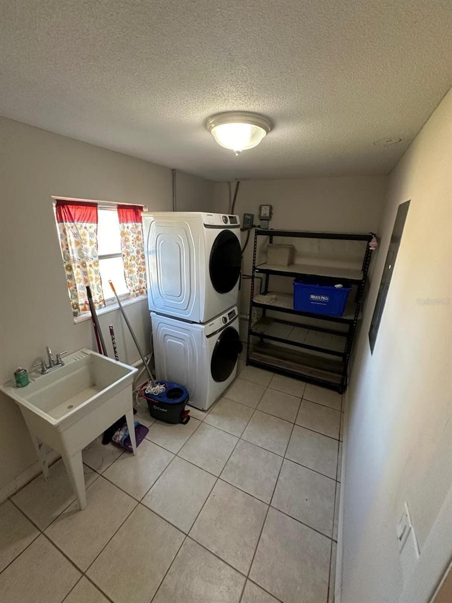 Single Family Residence at 2211 SUNNY VIEW DR, OVIEDO, photo 15 of 48