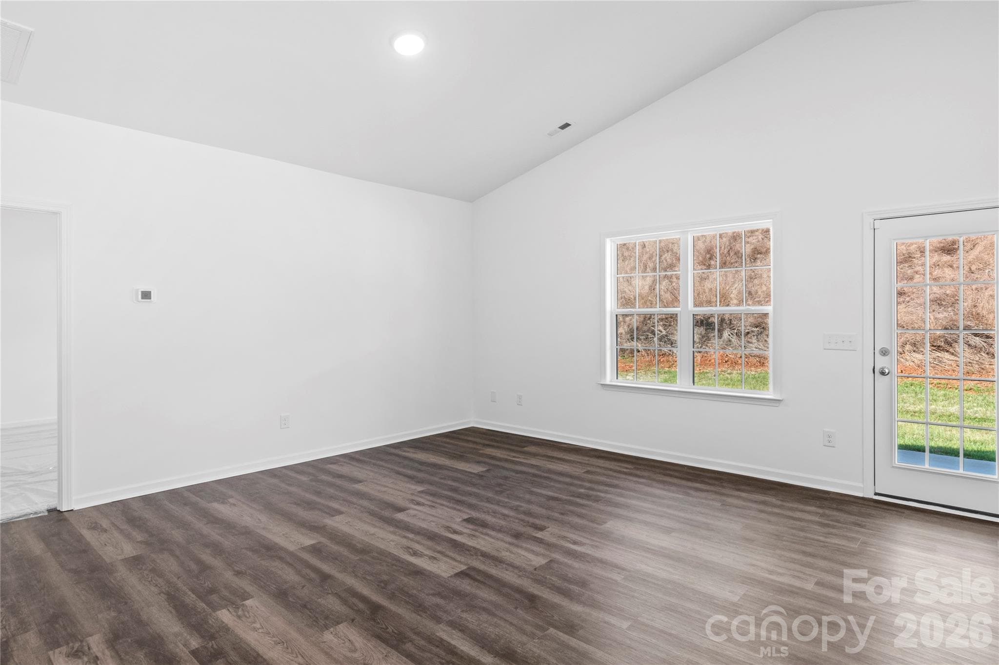 Single Family Residence at 275 Waylon Court, Lexington, photo 5 of 31