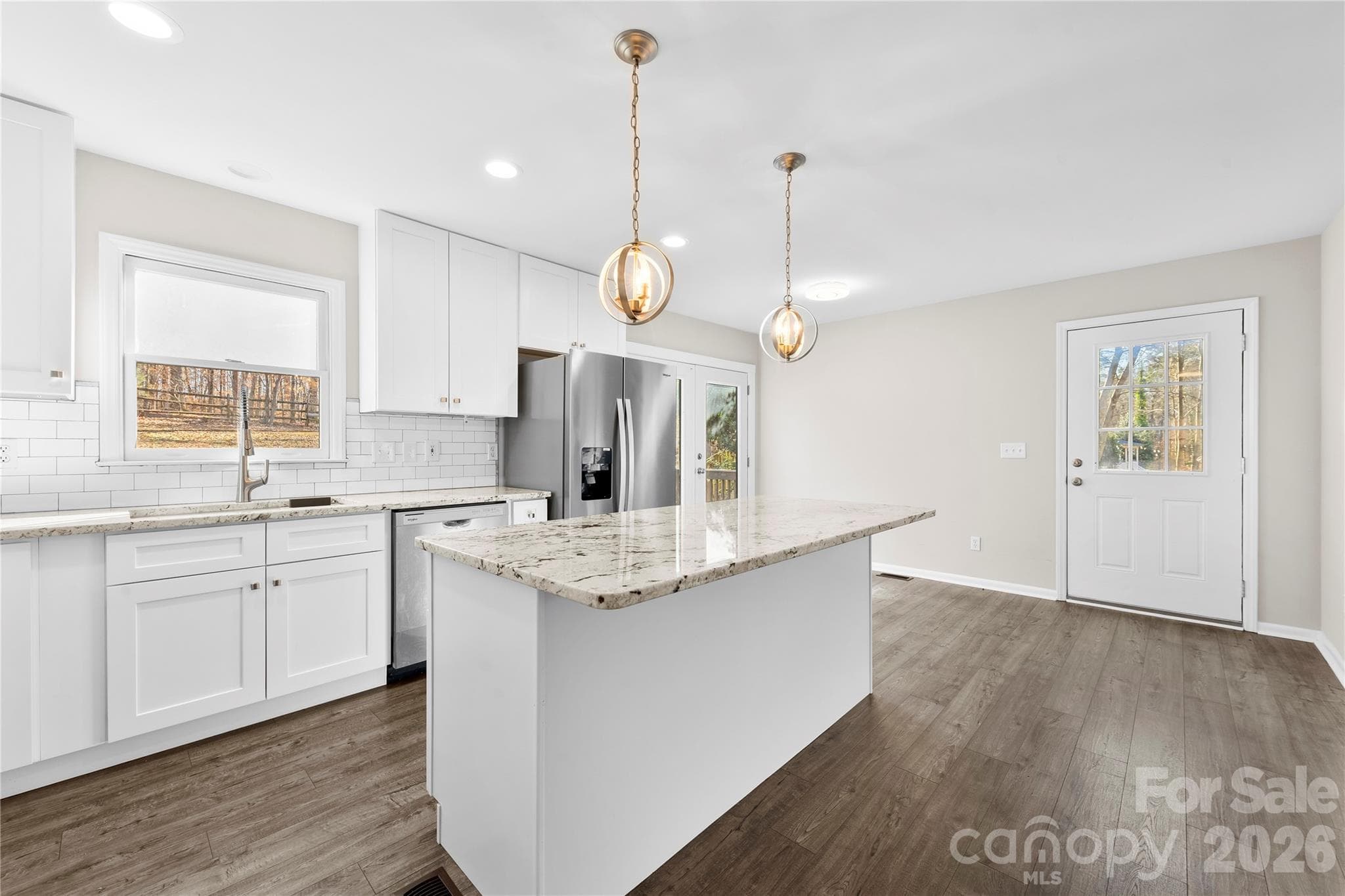 EAT-IN-KITCHEN - 16218 Barbee Road, Stanfield