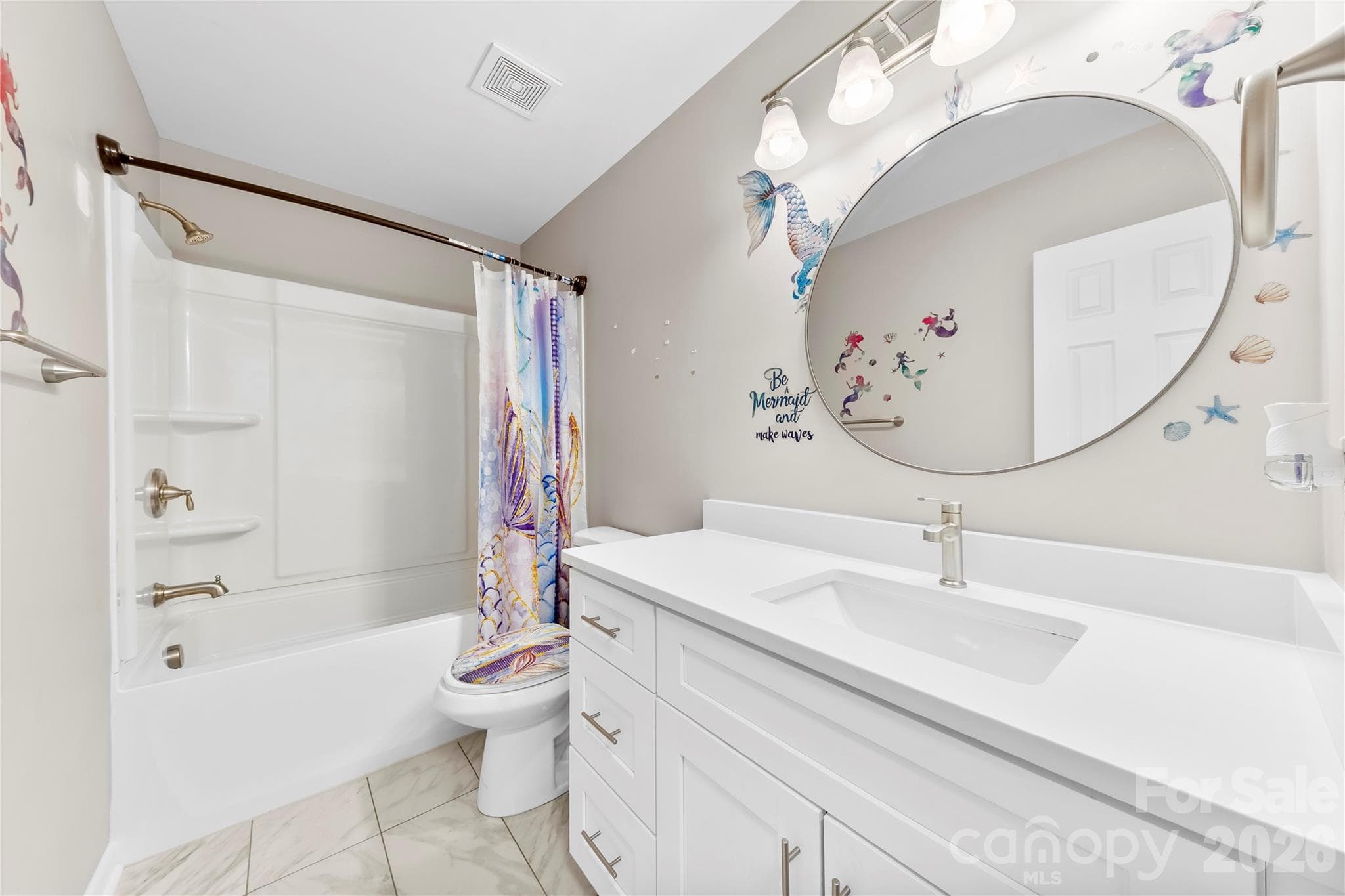 PRIMARY BATHROOM - 16218 Barbee Road, Stanfield
