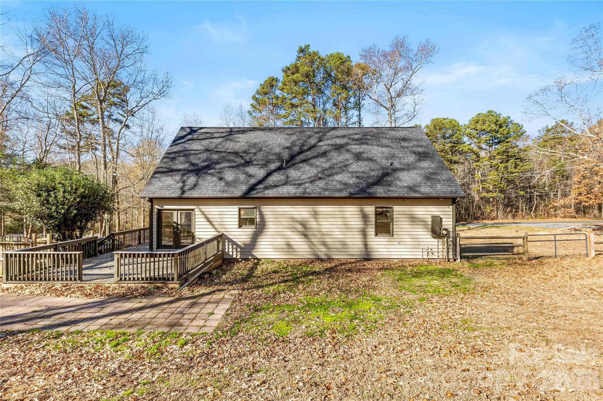 Single Family Residence at 16218 Barbee Road, Stanfield, photo 24 of 30