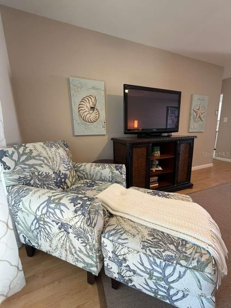 Condominium at 1832 SUNNY DR #D-32, BRADENTON, photo 4 of 14