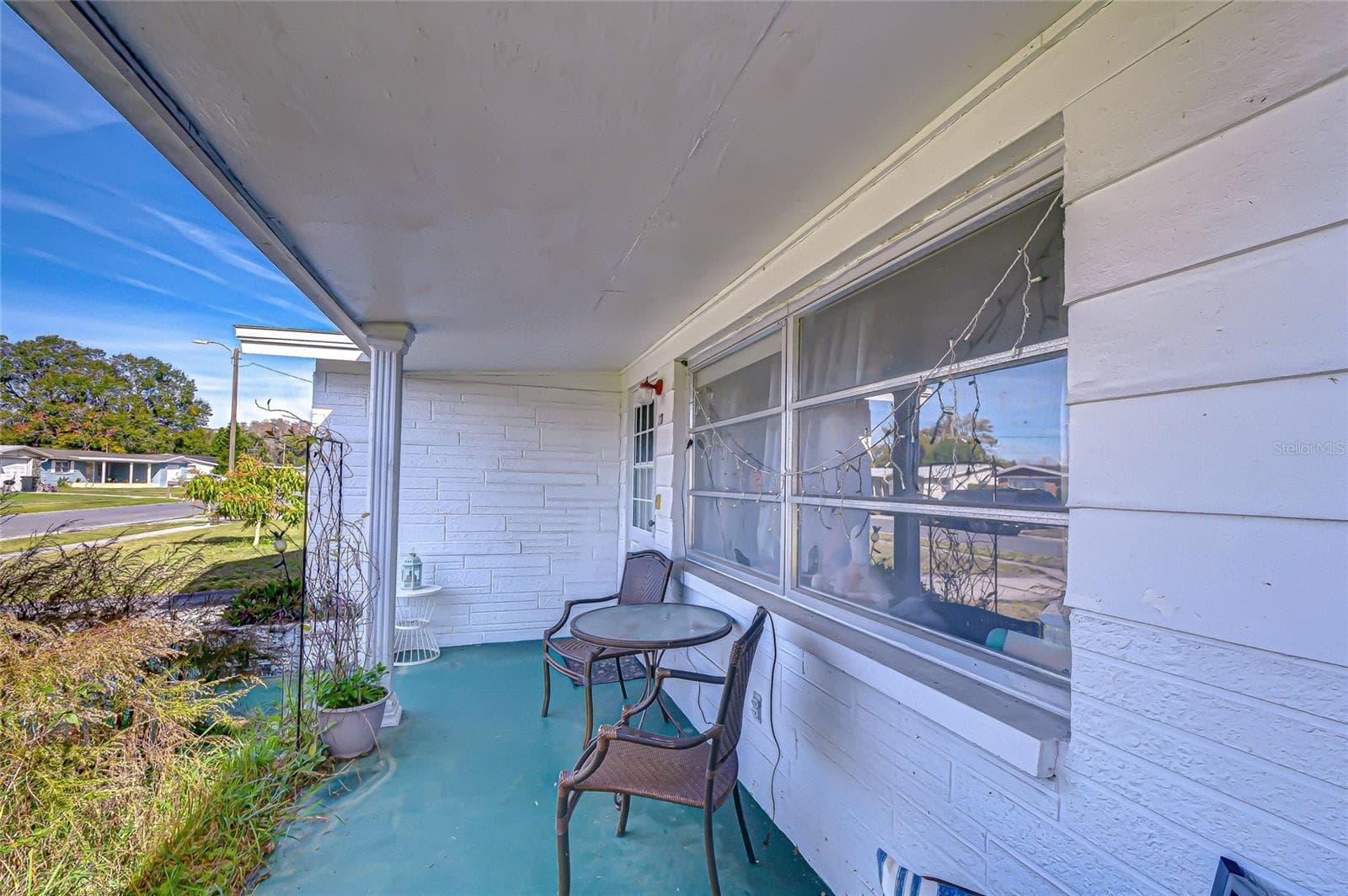 Single Family Residence at 2128 SHANNON DR, HOLIDAY, photo 2 of 21