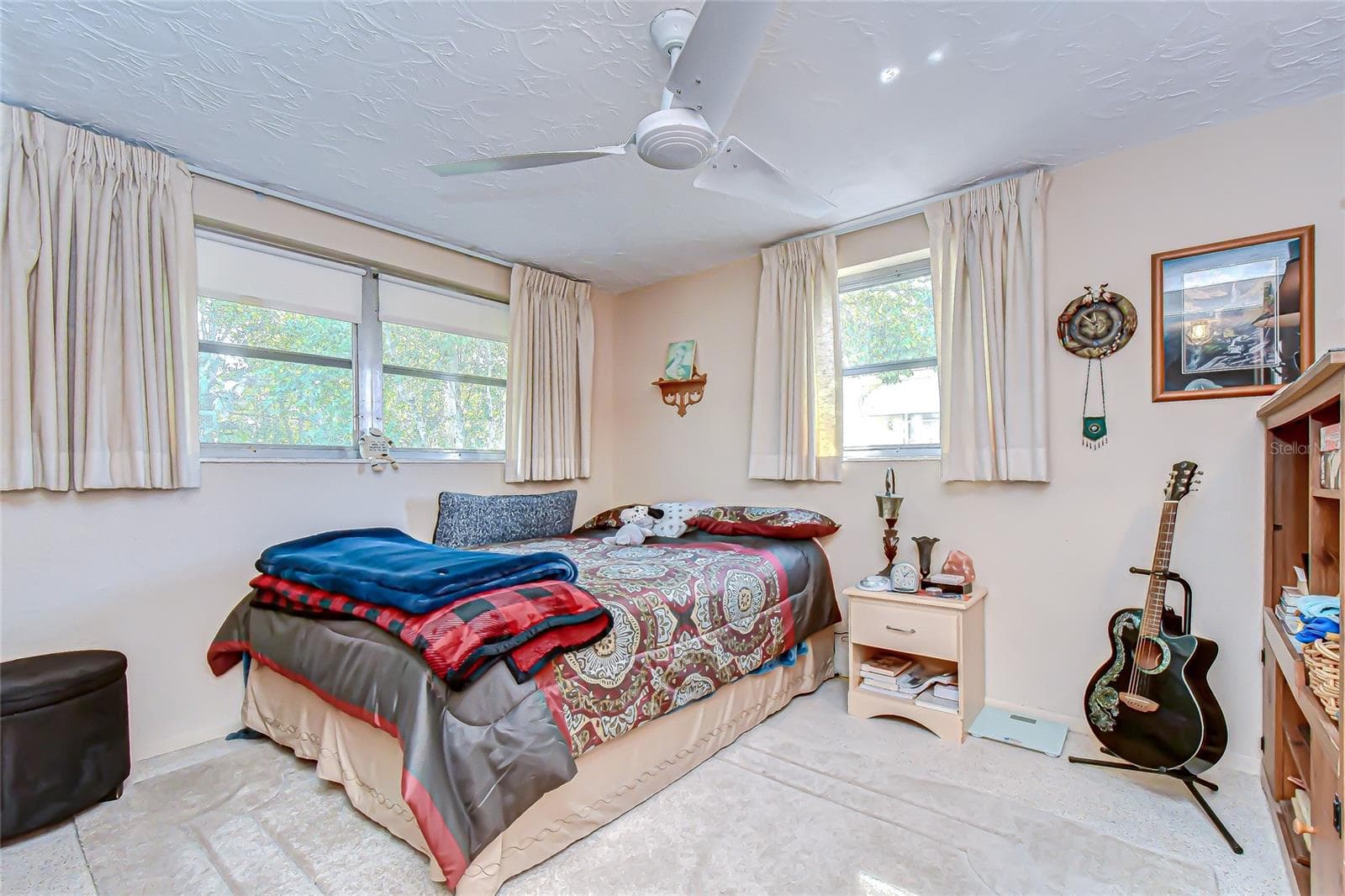 Single Family Residence at 2128 SHANNON DR, HOLIDAY, photo 17 of 21