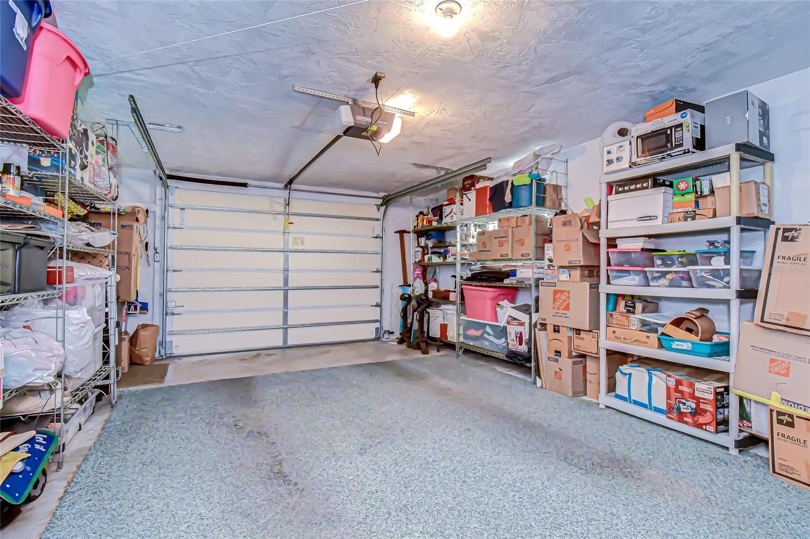 Single Family Residence at 2128 SHANNON DR, HOLIDAY, photo 18 of 21