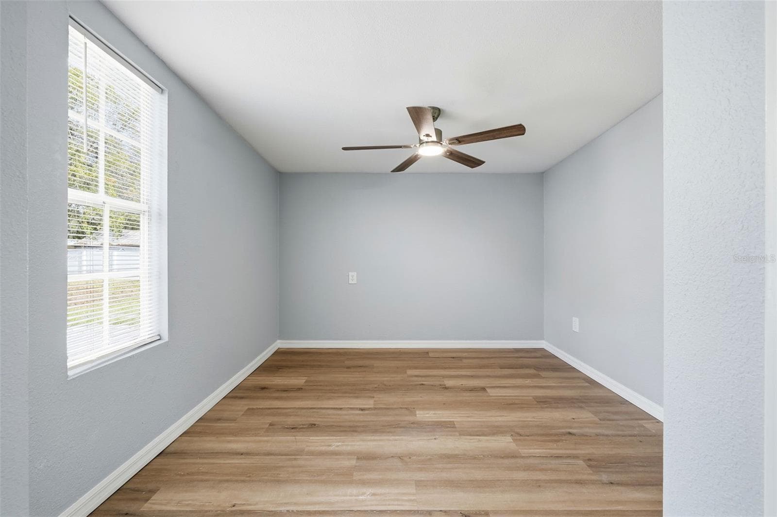 Manufactured Home at 6416 SADDLETREE DR, WESLEY CHAPEL, photo 19 of 35