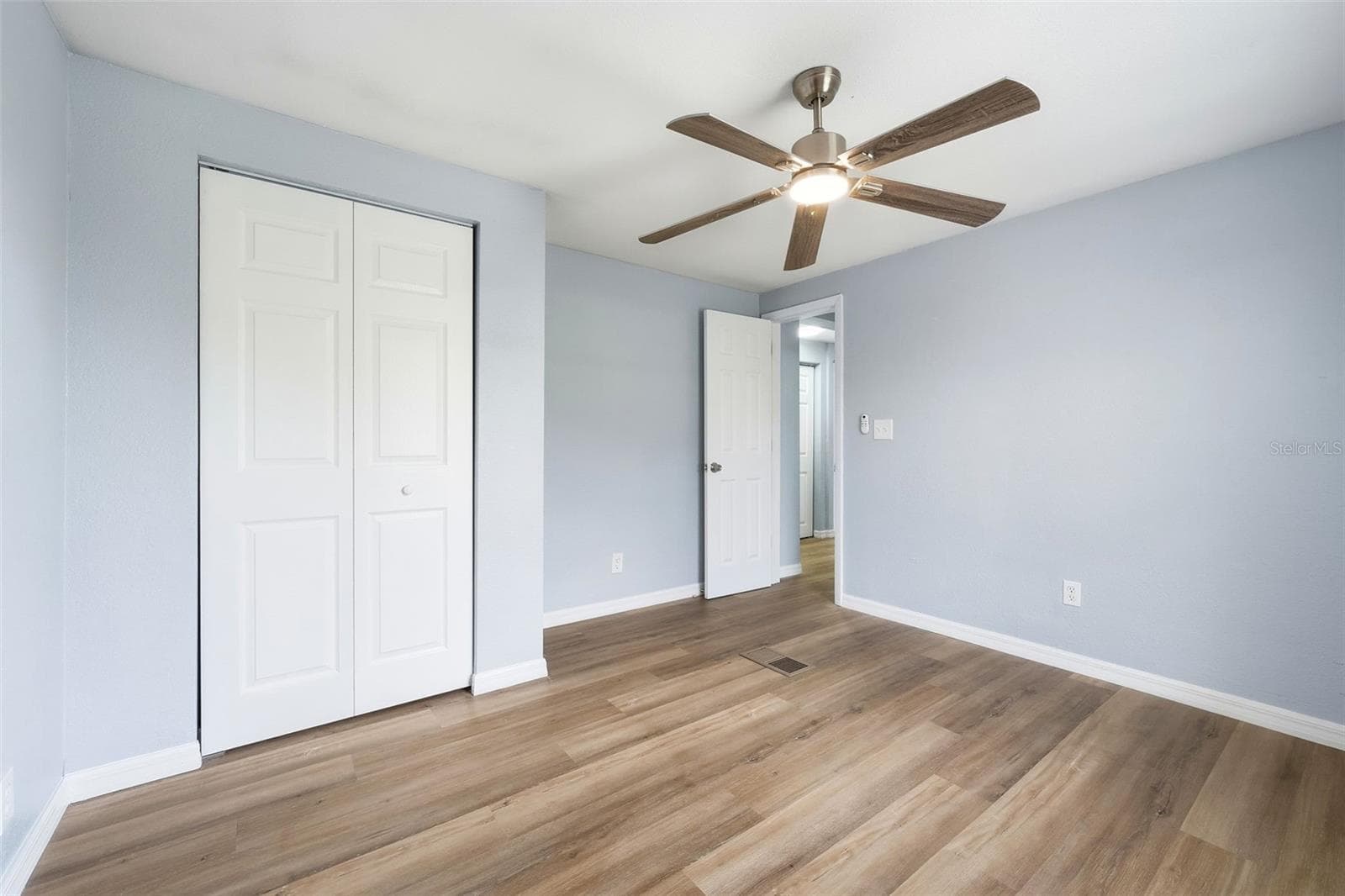 Manufactured Home at 6416 SADDLETREE DR, WESLEY CHAPEL, photo 23 of 35