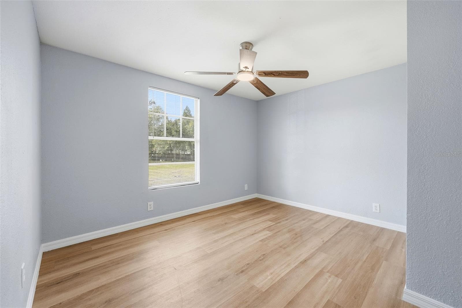 Manufactured Home at 6416 SADDLETREE DR, WESLEY CHAPEL, photo 28 of 35