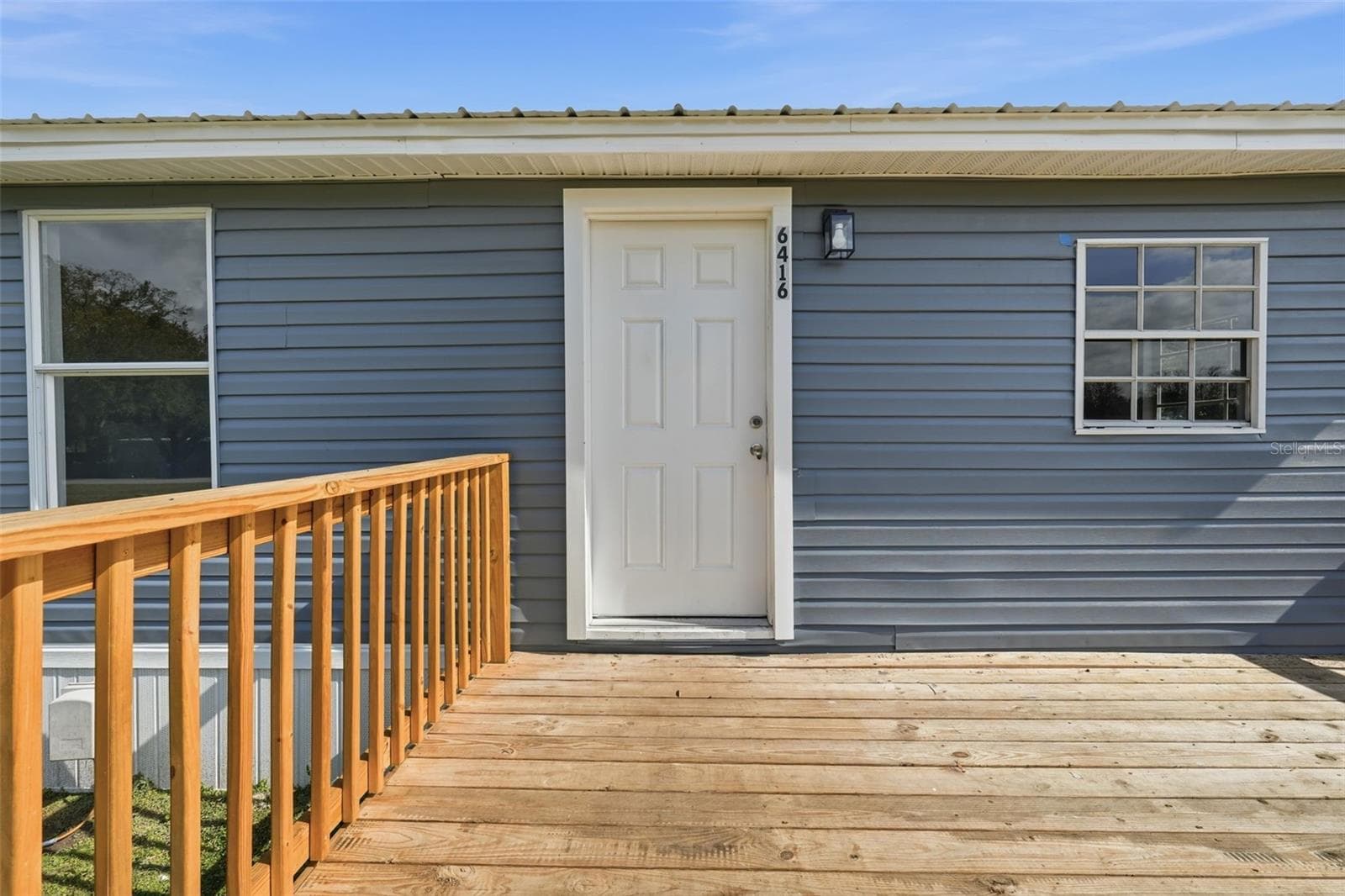 Manufactured Home at 6416 SADDLETREE DR, WESLEY CHAPEL, photo 2 of 35
