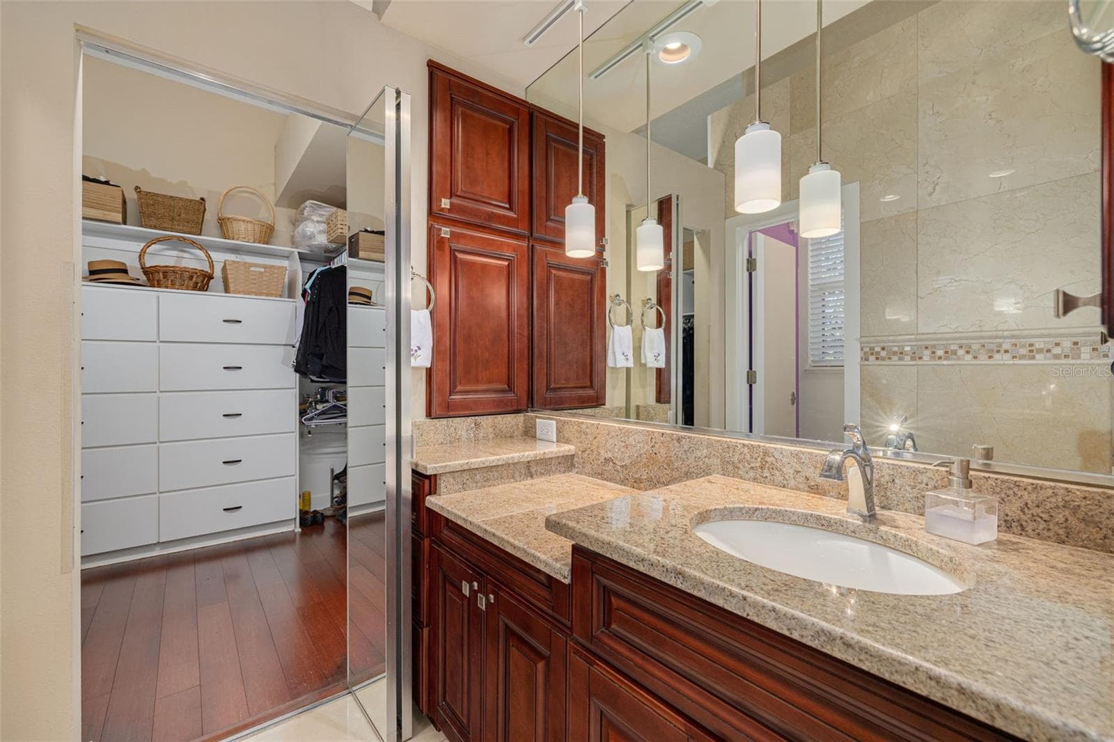 Primary Ensuite Bathroom - 2613 59TH ST S, GULFPORT