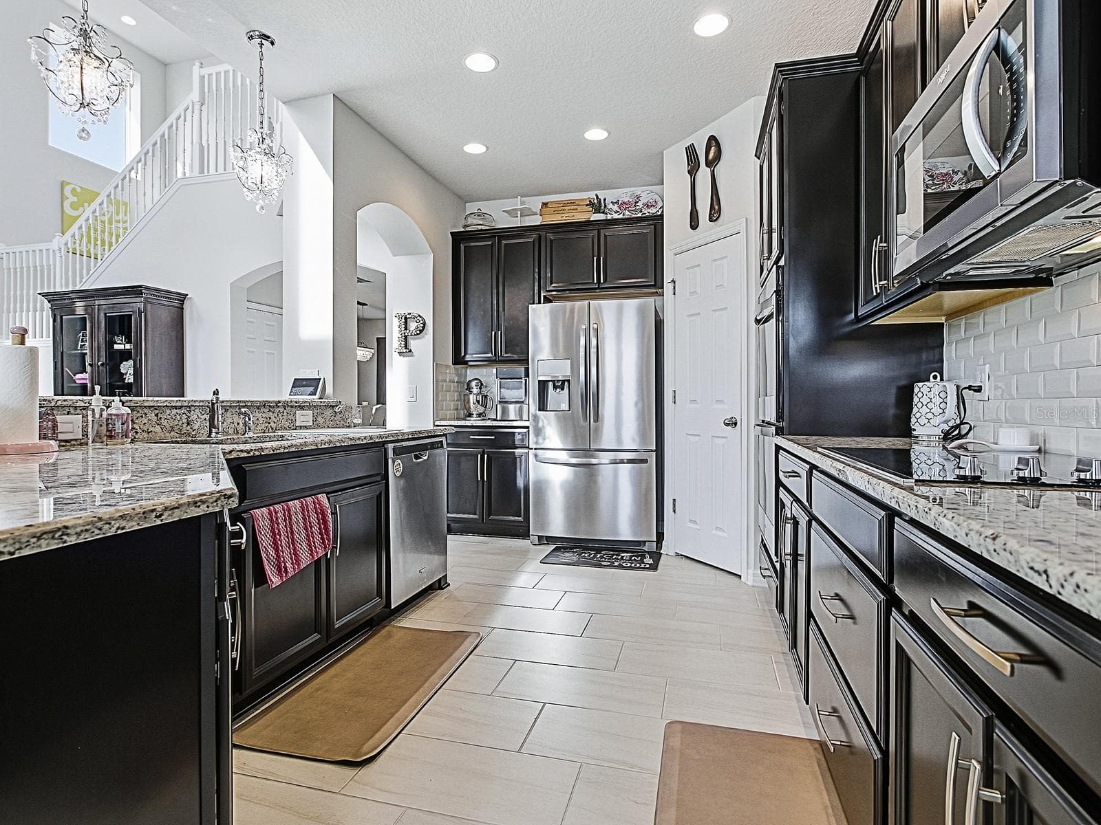 Single Family Residence at 417 BLUE CYPRESS DR, GROVELAND, photo 16 of 83