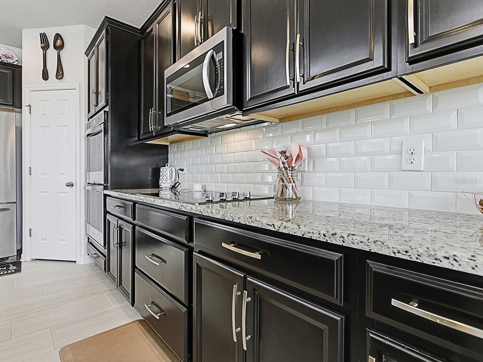 Single Family Residence at 417 BLUE CYPRESS DR, GROVELAND, photo 17 of 83