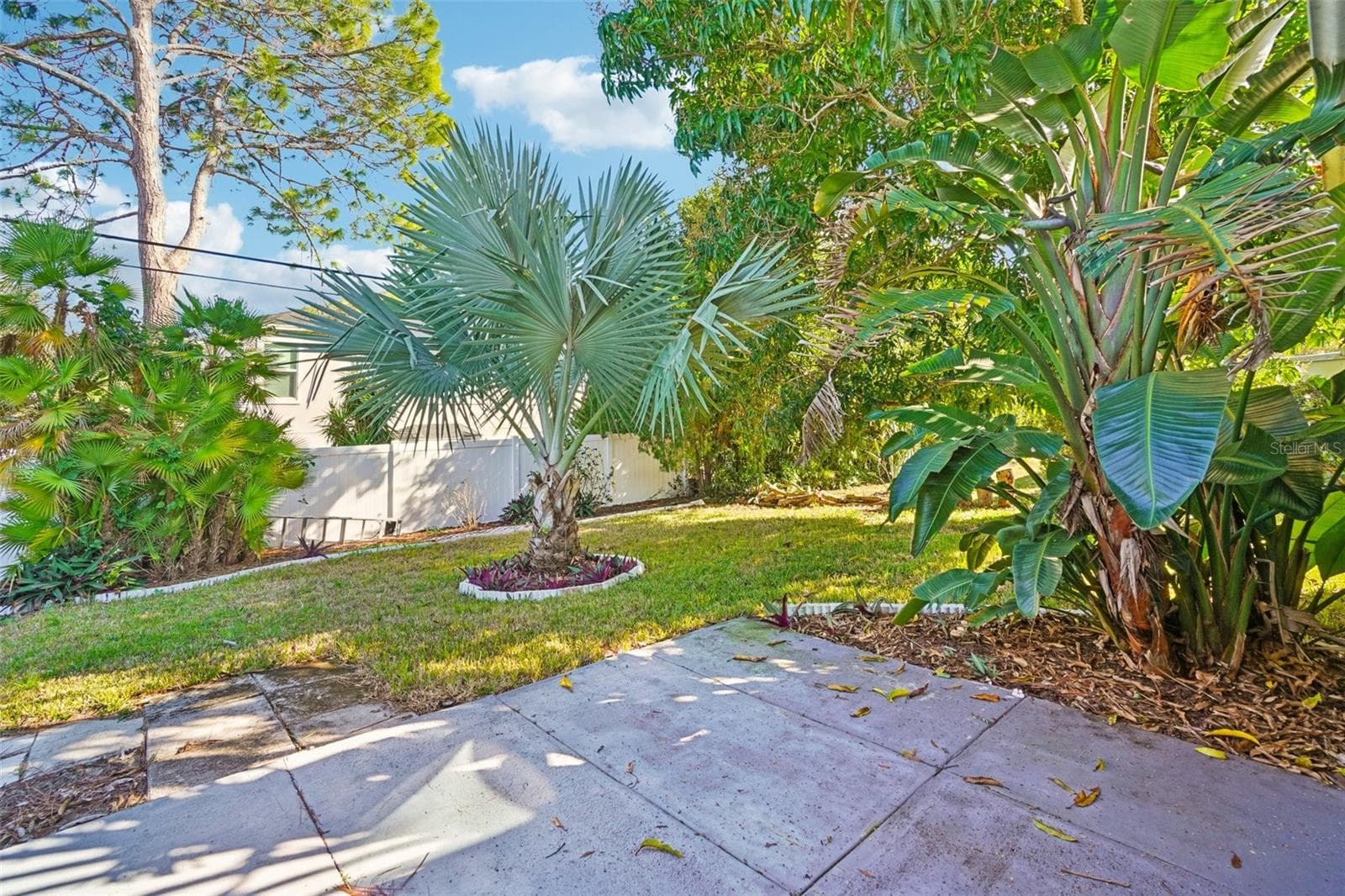 Single Family Residence at 2137 MALCOLM DR, PALM HARBOR, photo 27 of 40