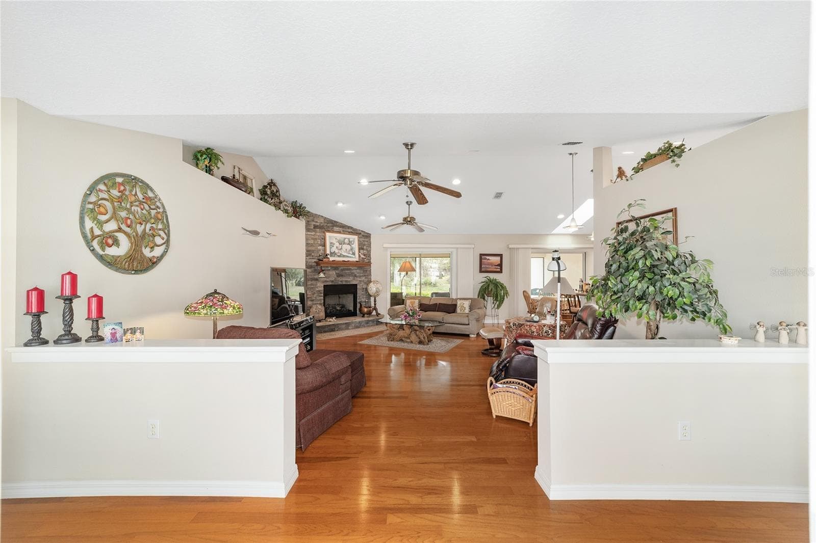 Single Family Residence at 2320 SE 33RD PL, OCALA, photo 10 of 67