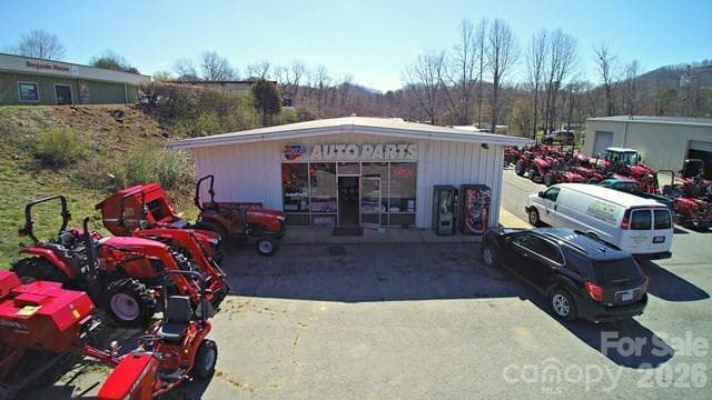 Retail at Sylva, photo 5 of 9