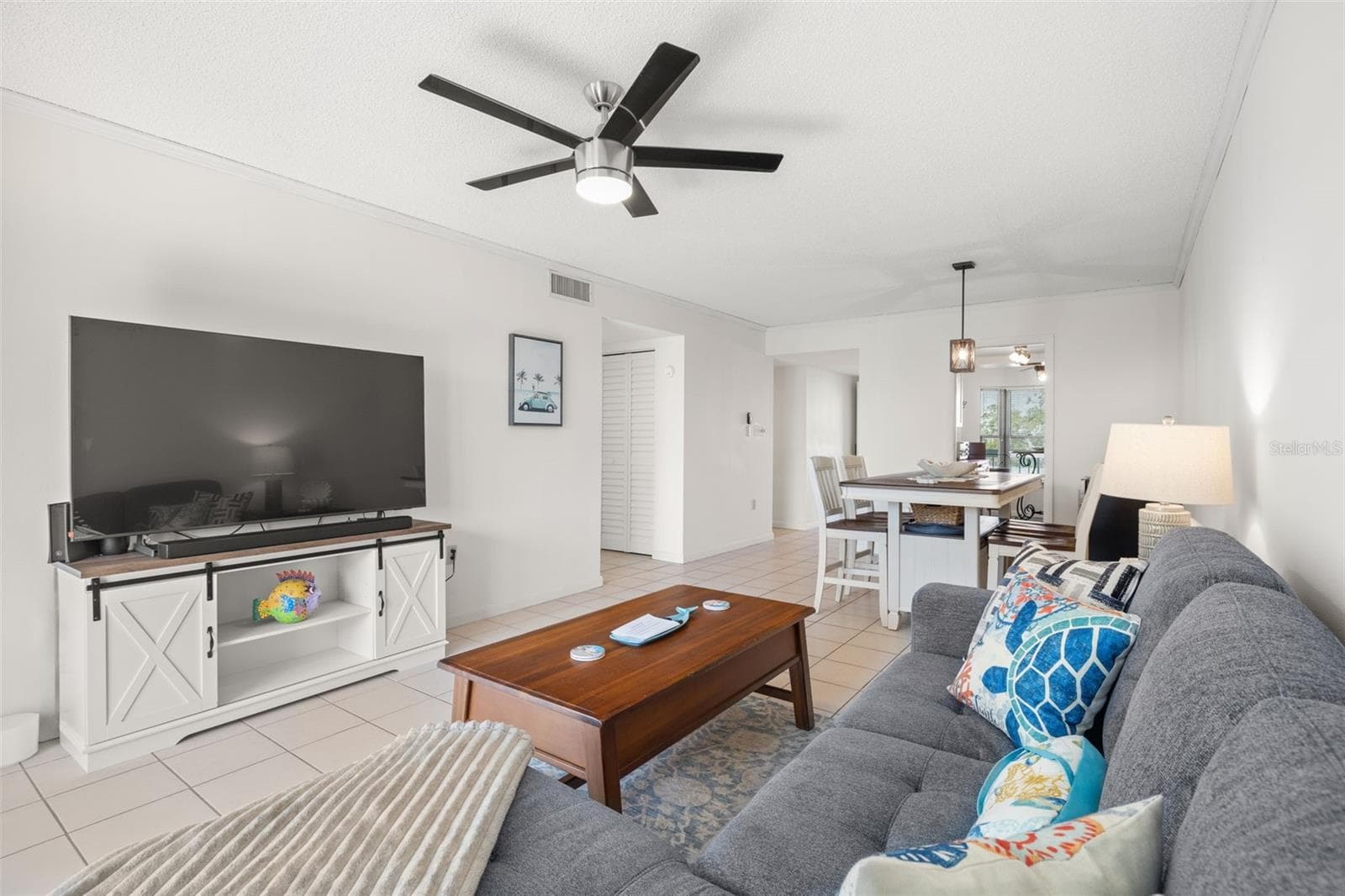 Condominium at 1316 PASADENA AVE S #204, SOUTH PASADENA, photo 11 of 30
