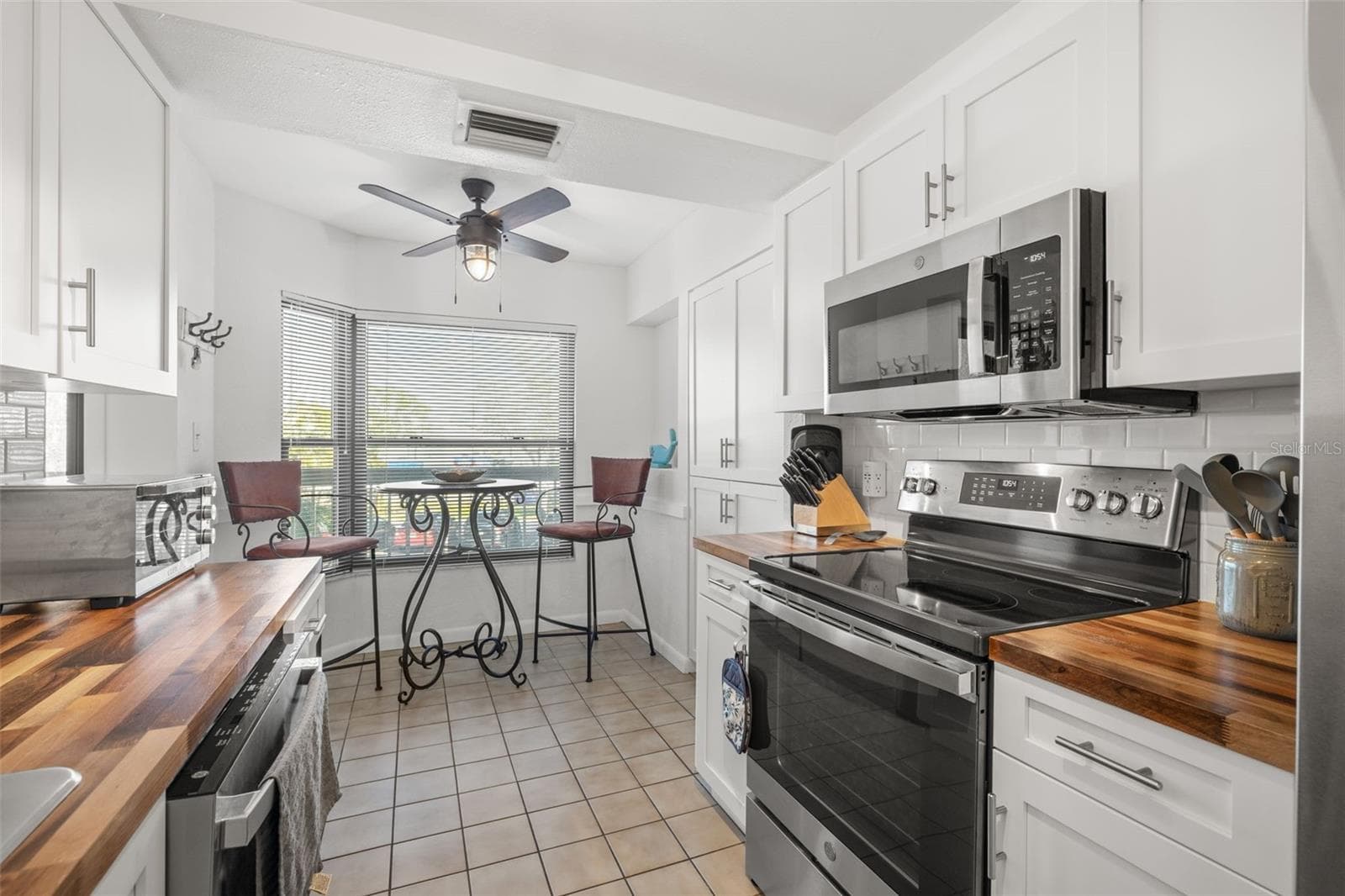 Condominium at 1316 PASADENA AVE S #204, SOUTH PASADENA, photo 13 of 30