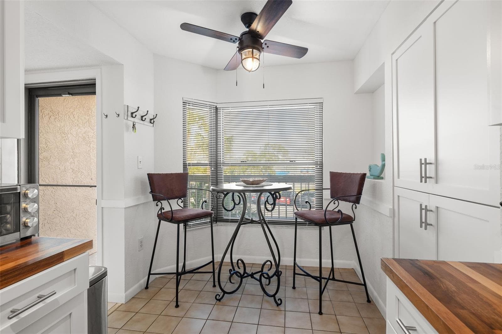 Condominium at 1316 PASADENA AVE S #204, SOUTH PASADENA, photo 14 of 30