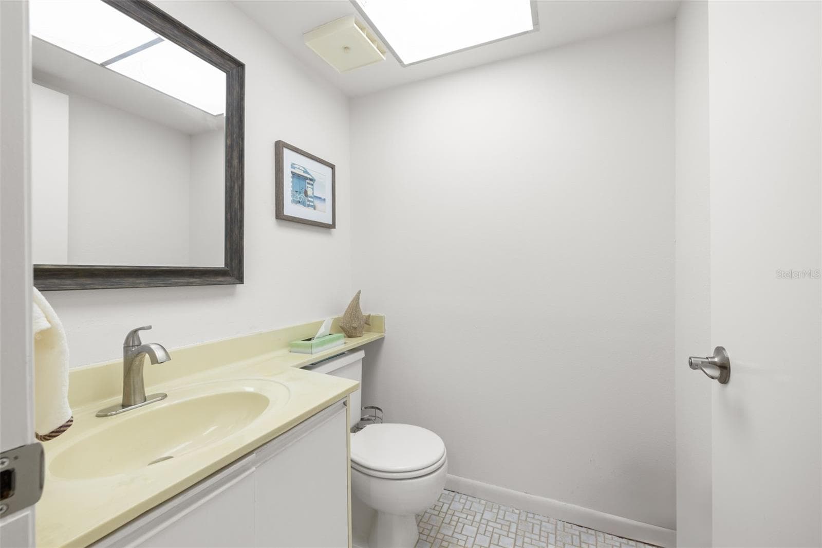 Condominium at 1316 PASADENA AVE S #204, SOUTH PASADENA, photo 22 of 30