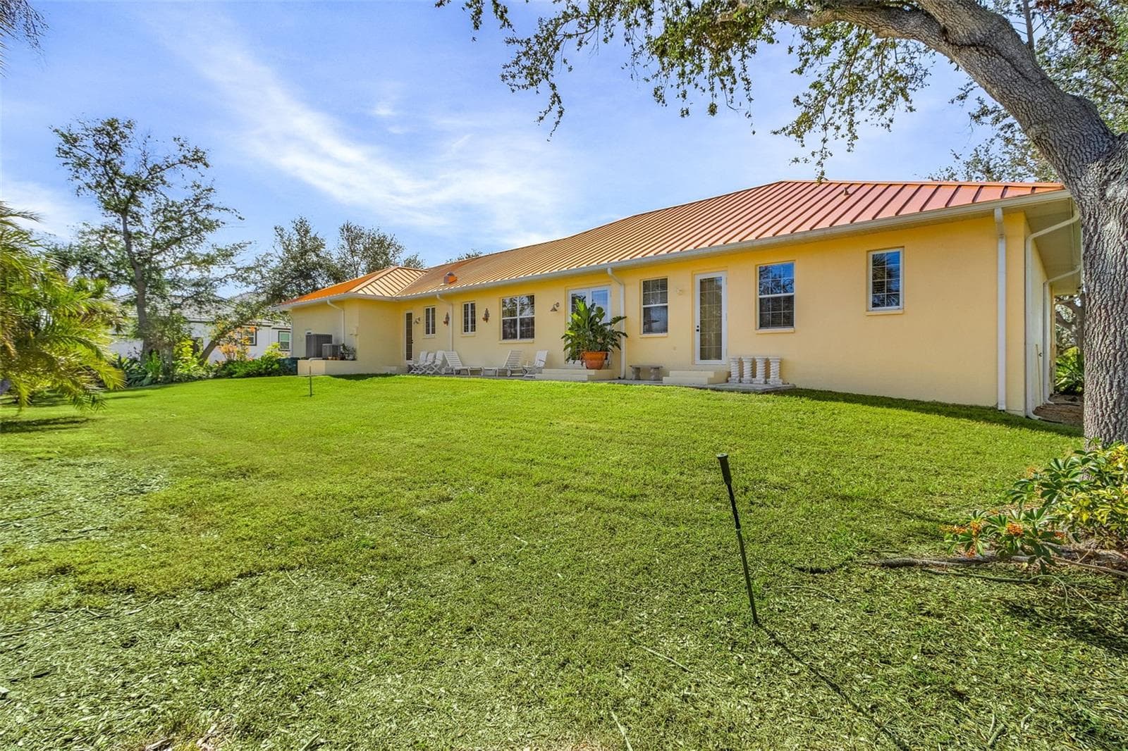 Single Family Residence at 21370 HARBORSIDE BLVD, PORT CHARLOTTE, photo 32 of 41