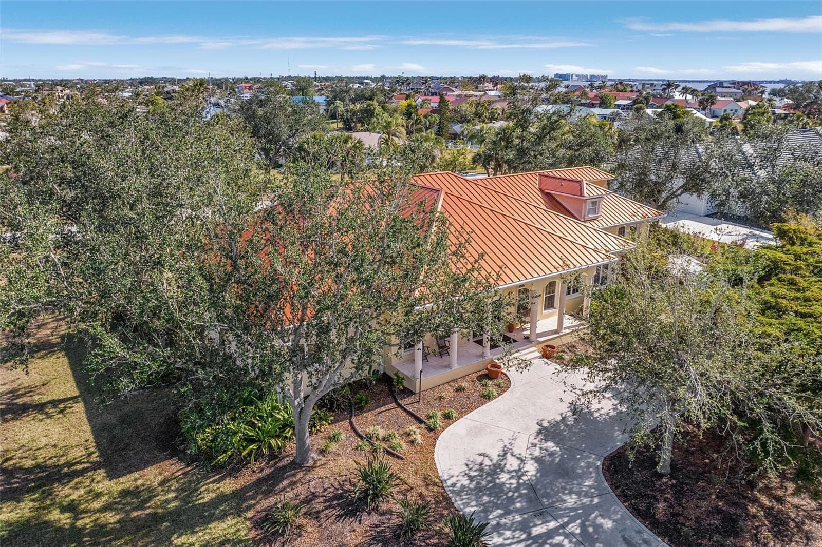Single Family Residence at 21370 HARBORSIDE BLVD, PORT CHARLOTTE, photo 34 of 41