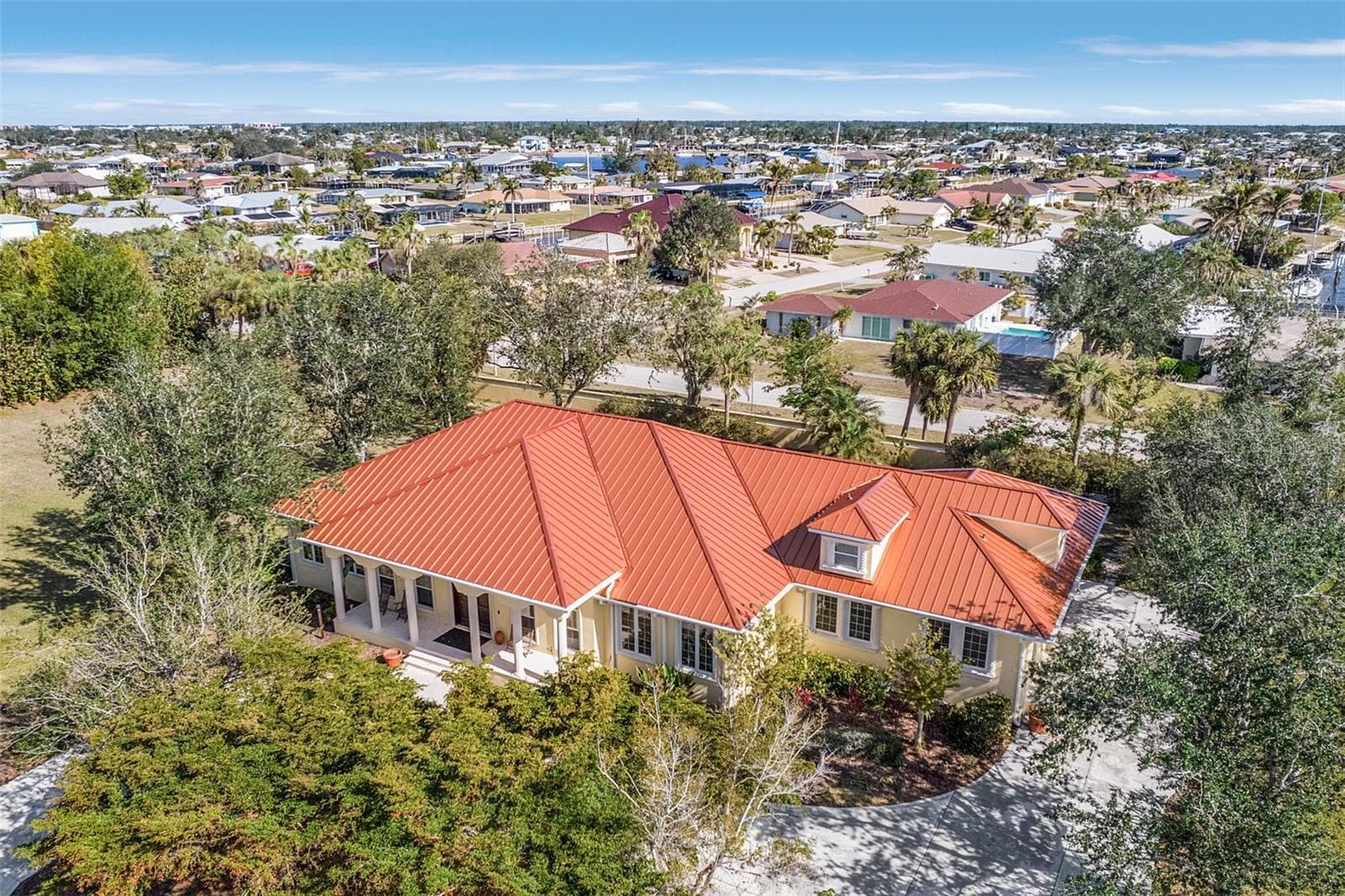 Single Family Residence at 21370 HARBORSIDE BLVD, PORT CHARLOTTE, photo 36 of 41