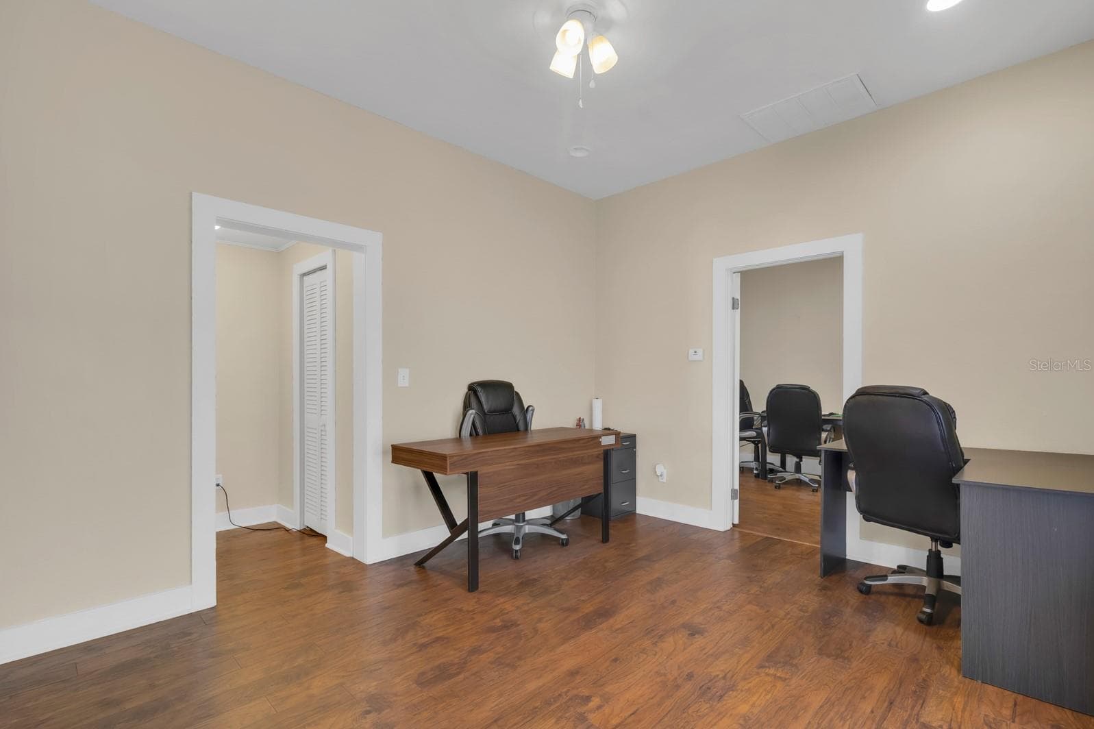 Office at 802 MABBETTE ST, KISSIMMEE, photo 26 of 39