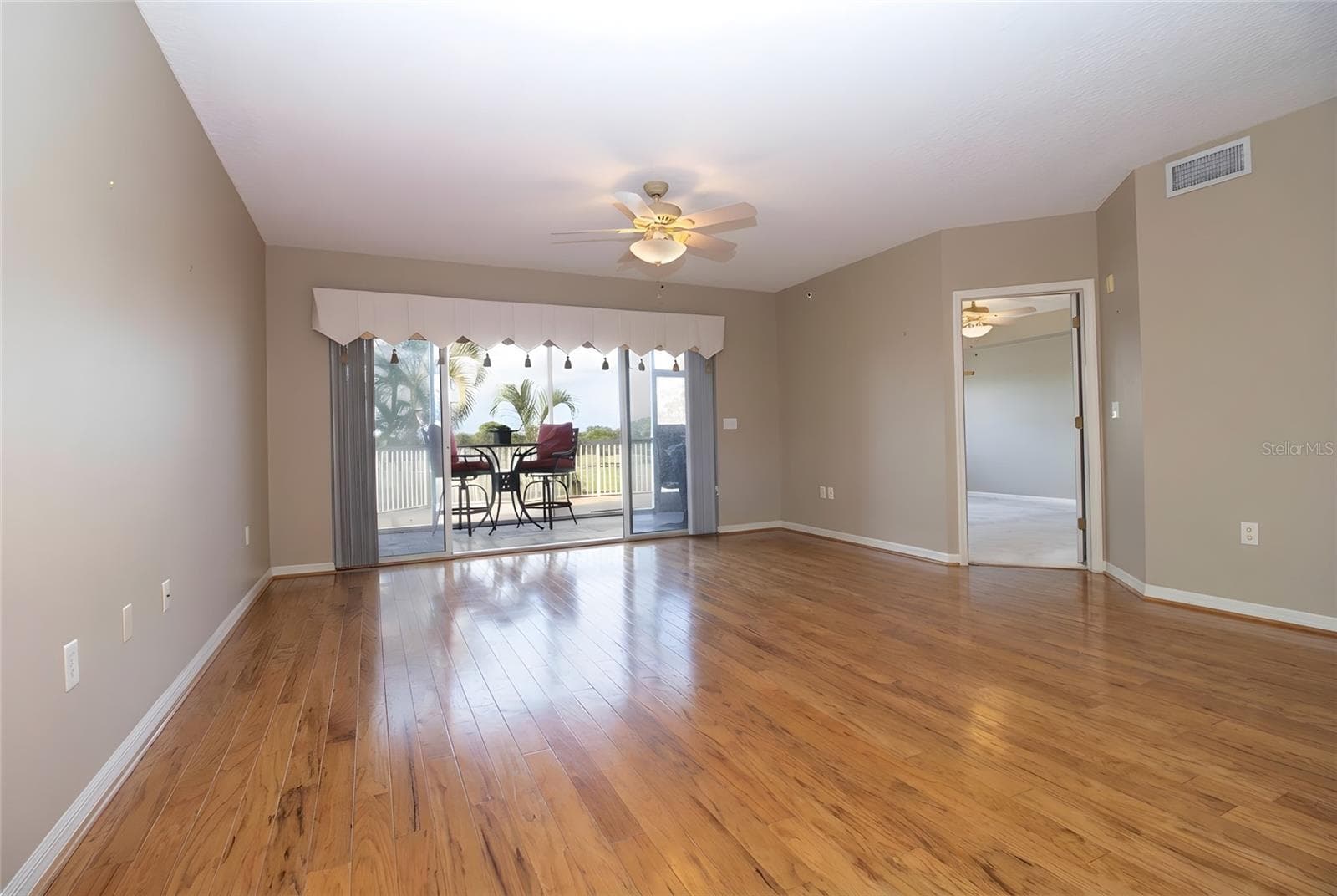 Condominium at 1200 COUNTRY CLUB DR #1101, LARGO, photo 5 of 38