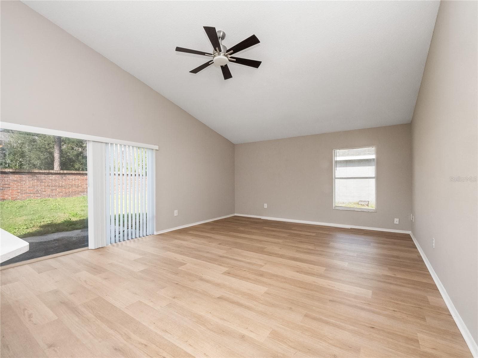 Family room area - 14904 WILD WOOD LILY CT, ORLANDO