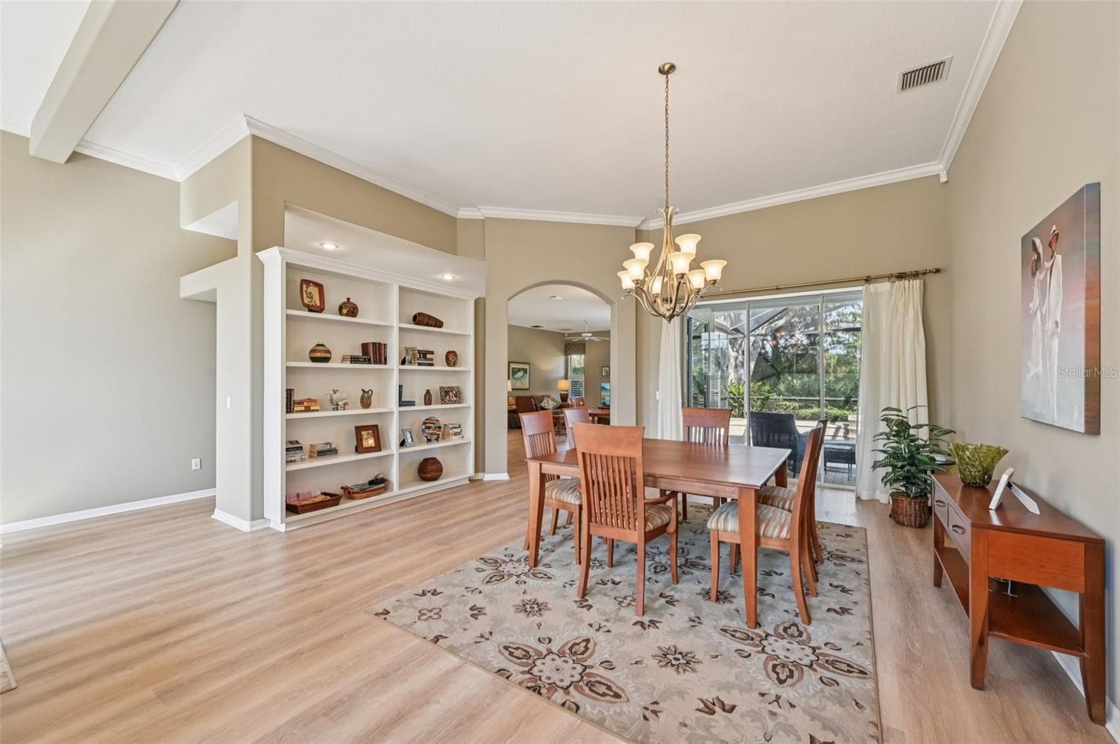 Living room set up as dining area - 514 SUMMERFIELD WAY, VENICE