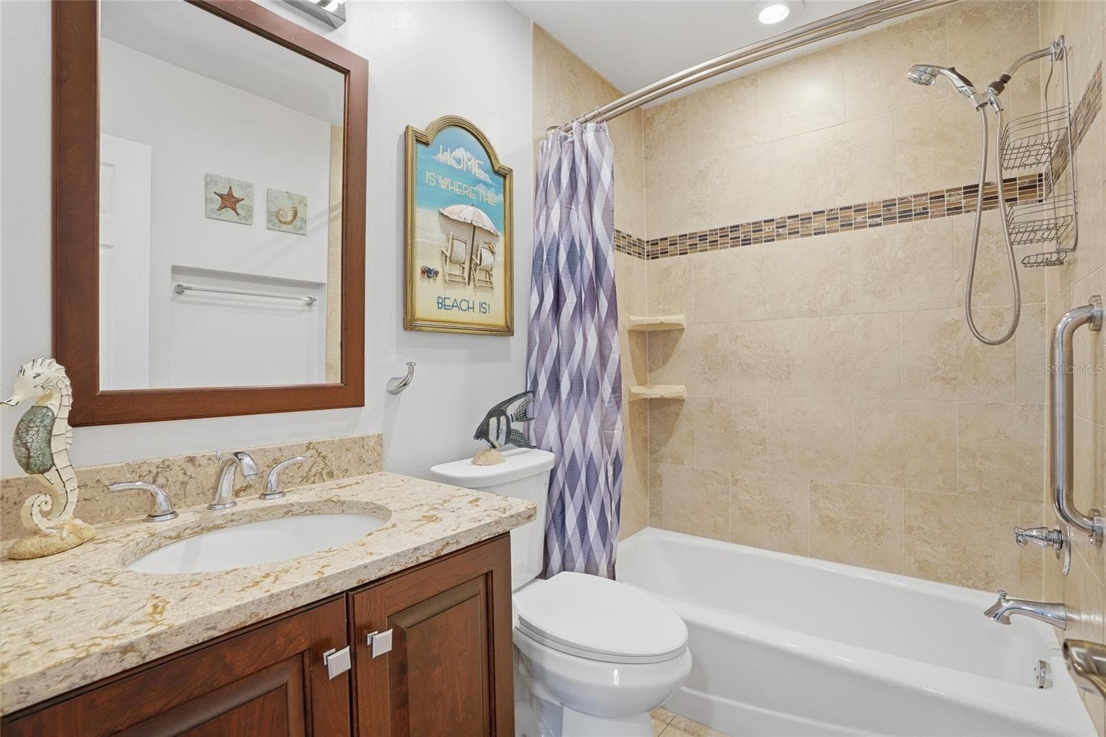 Hall Bathroom - 5091 35TH TER N, ST PETERSBURG