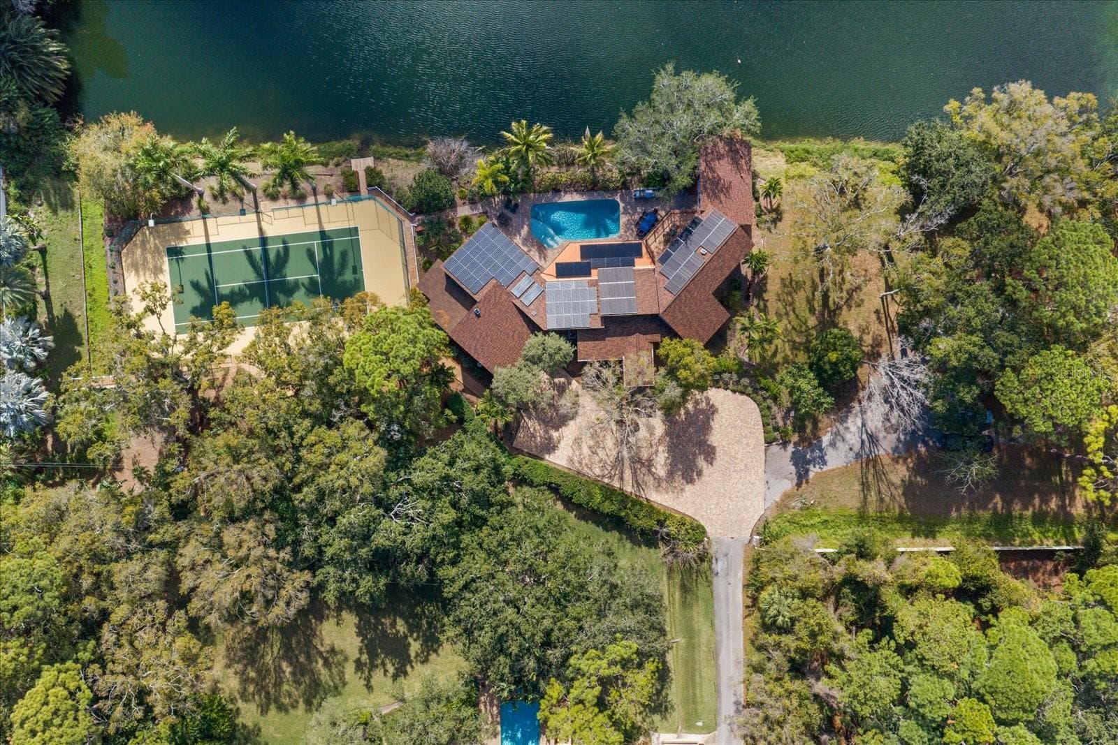 2402 PINE HAMMOCK