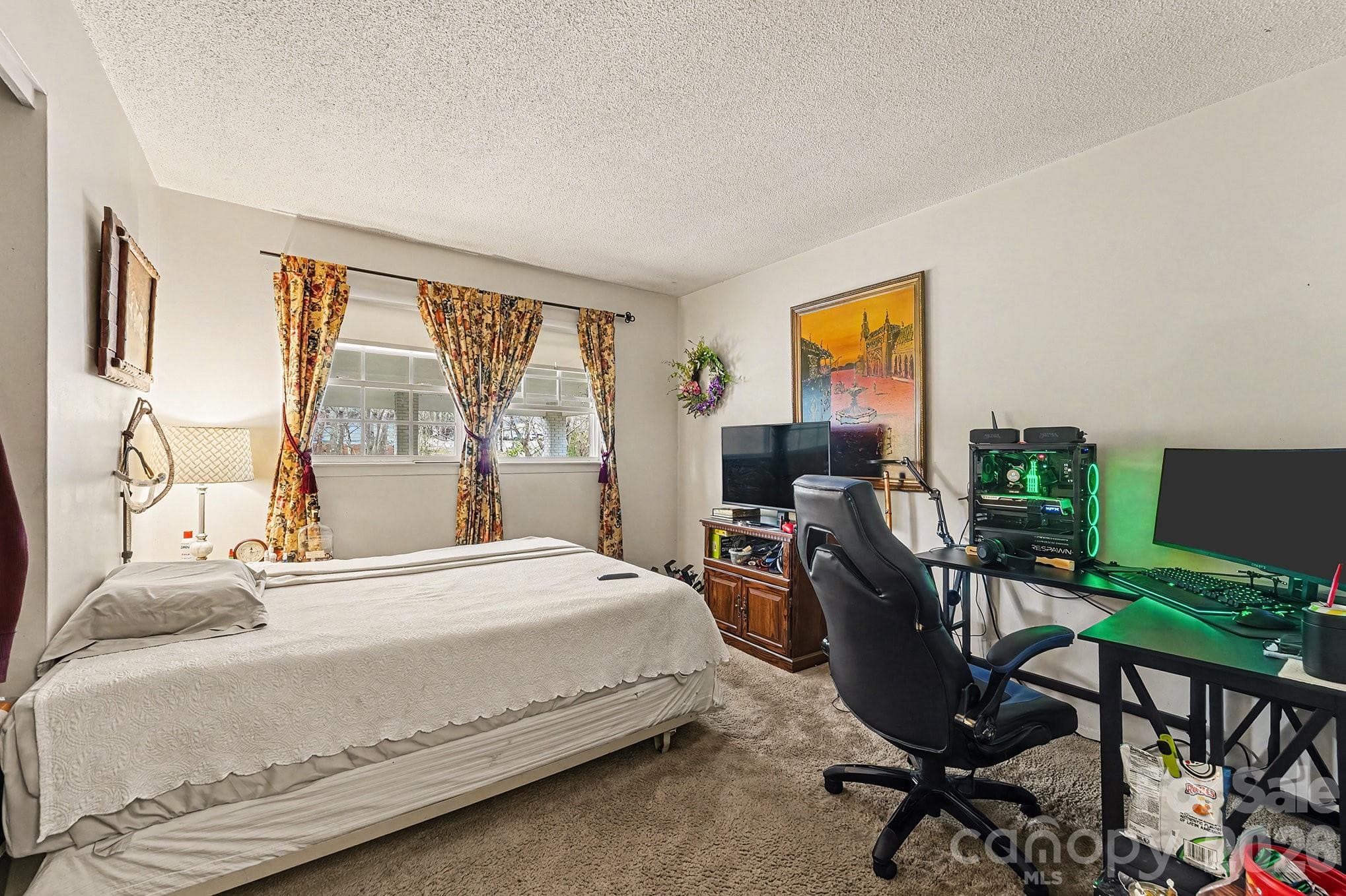 Single Family Residence at Charlotte, photo 16 of 25