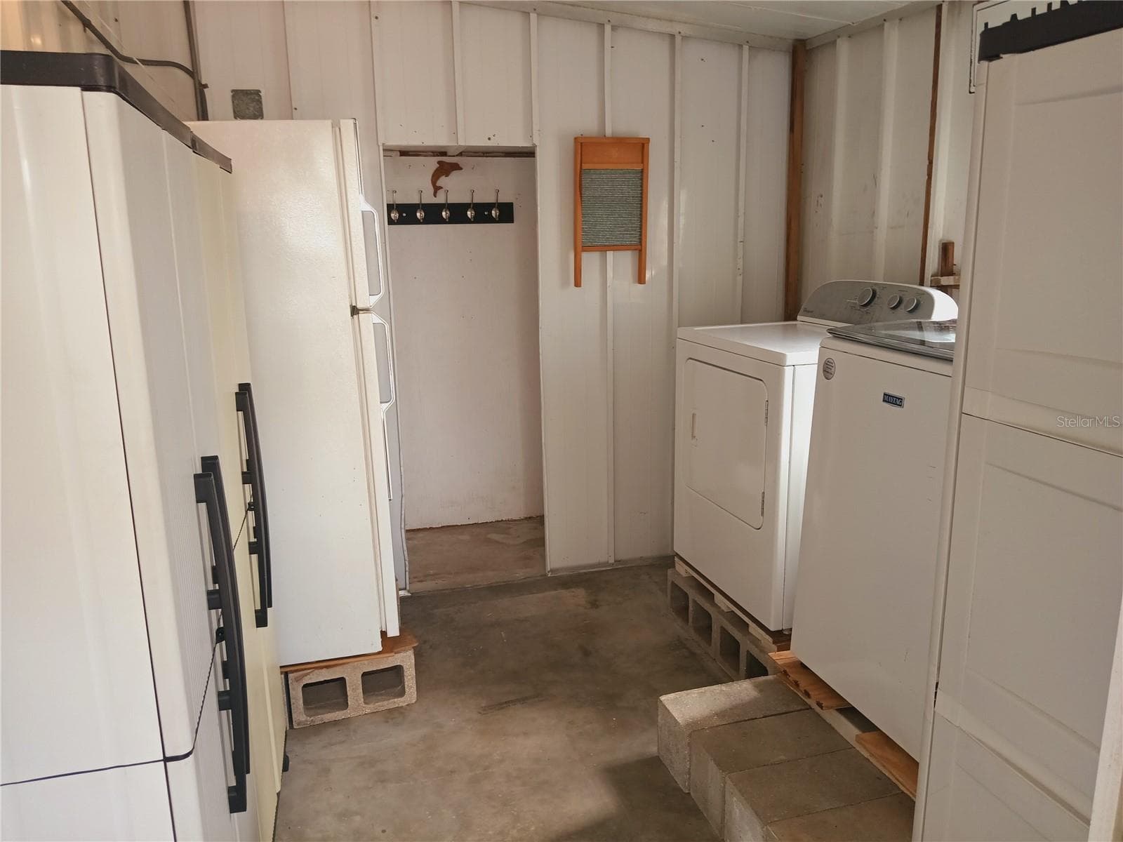 Mobile Home at 1580 BLIND BROOK DR, SARASOTA, photo 6 of 73