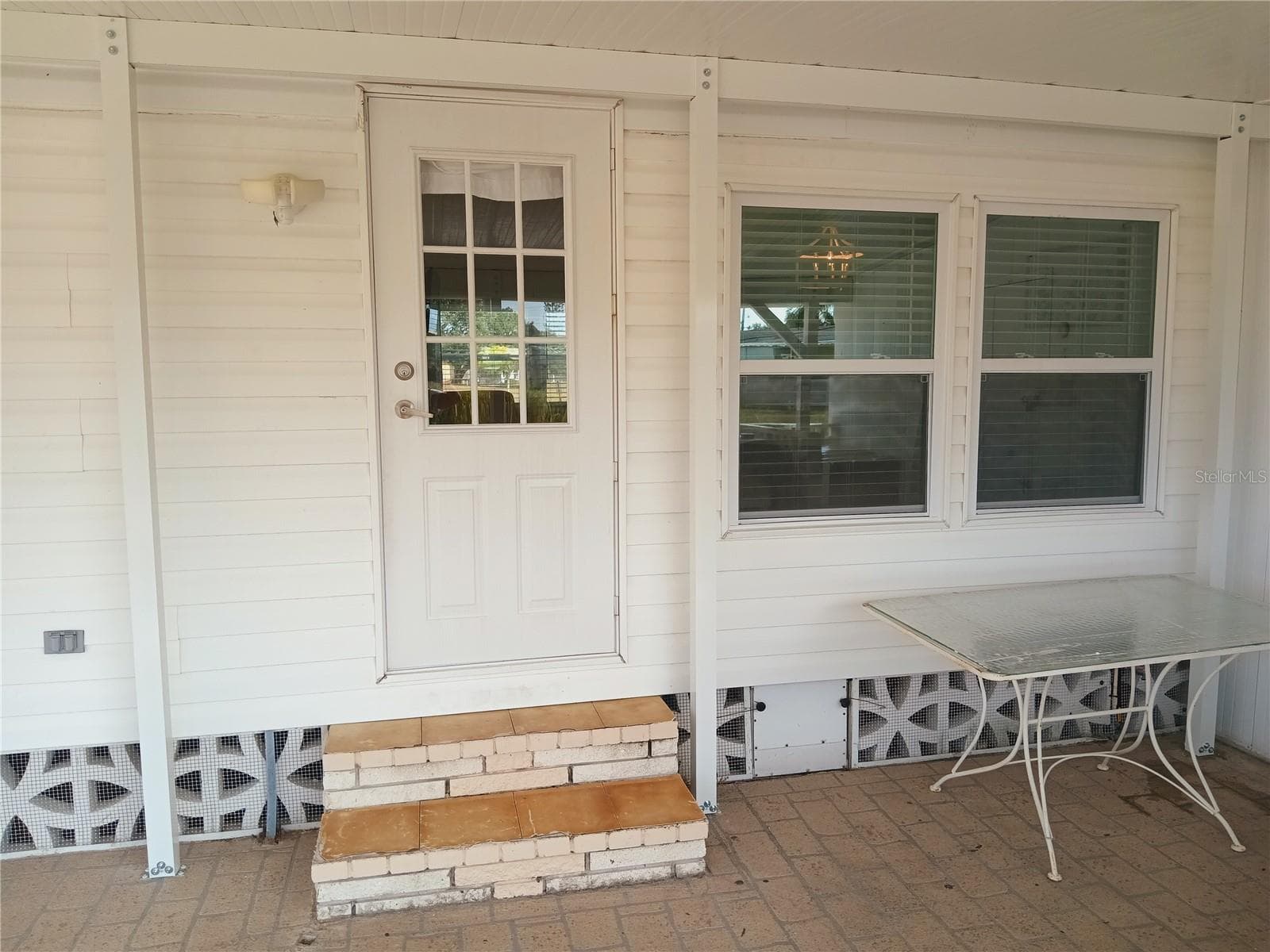 Mobile Home at 1580 BLIND BROOK DR, SARASOTA, photo 8 of 73