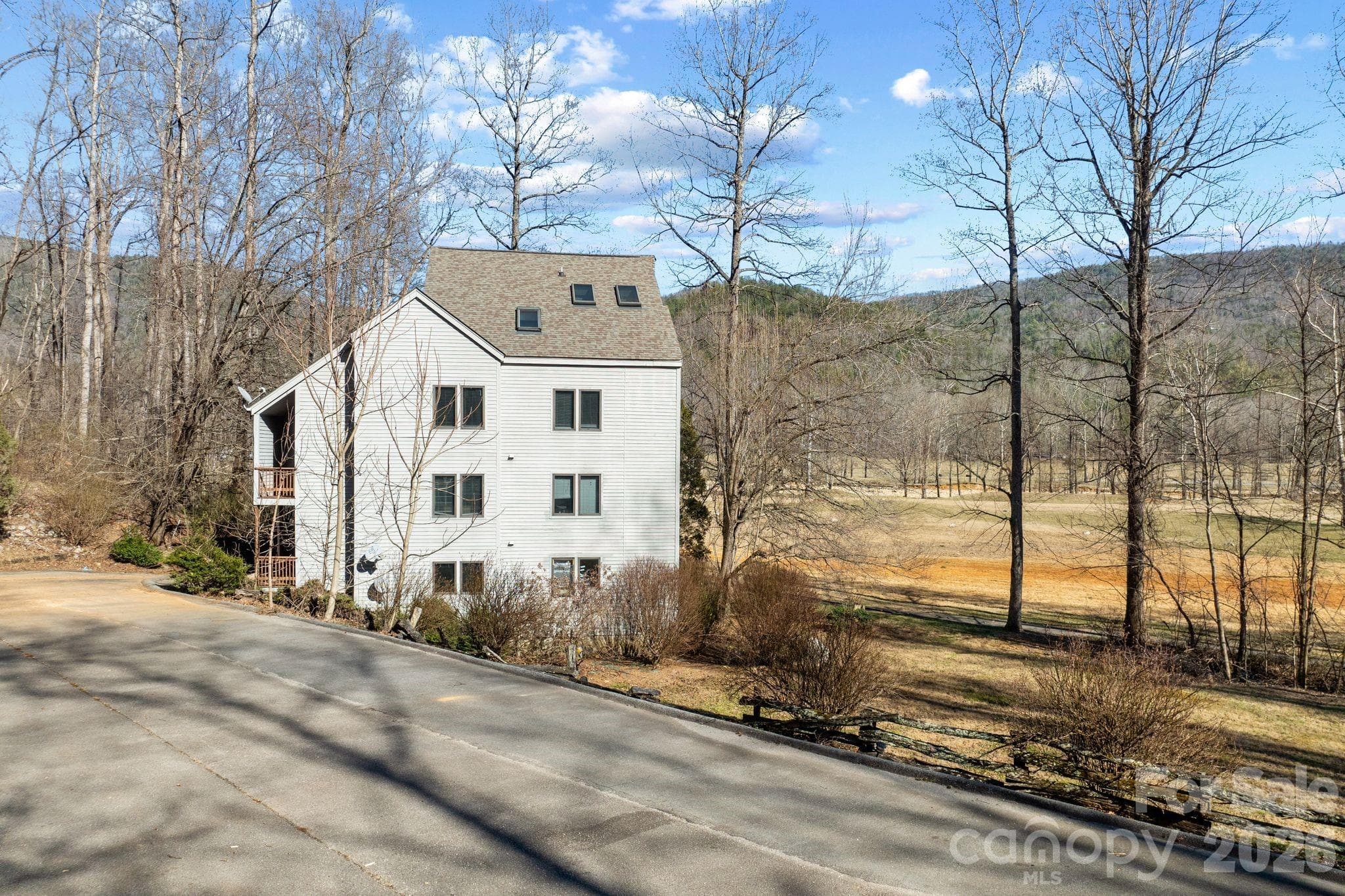 Condominium at 299 Blue Ridge Drive S, Marion, photo 2 of 21