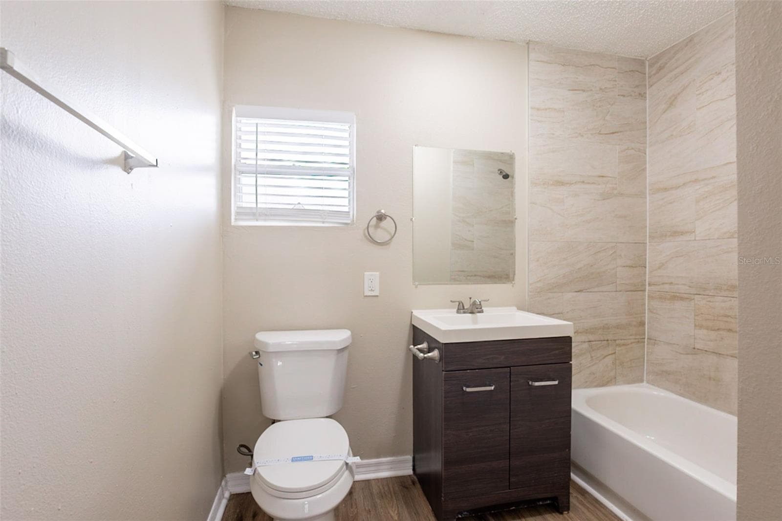 Single Family Residence at 2115 E ELLICOTT ST, TAMPA, photo 26 of 32
