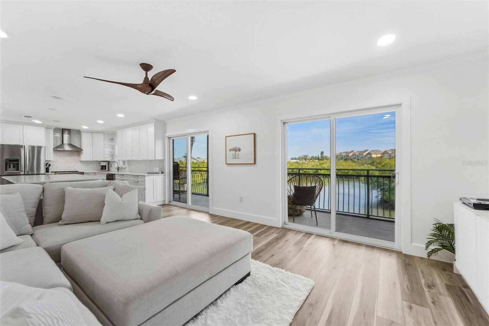 Condominium at 8806 BAY POINTE DR #206, TAMPA, photo 2 of 38