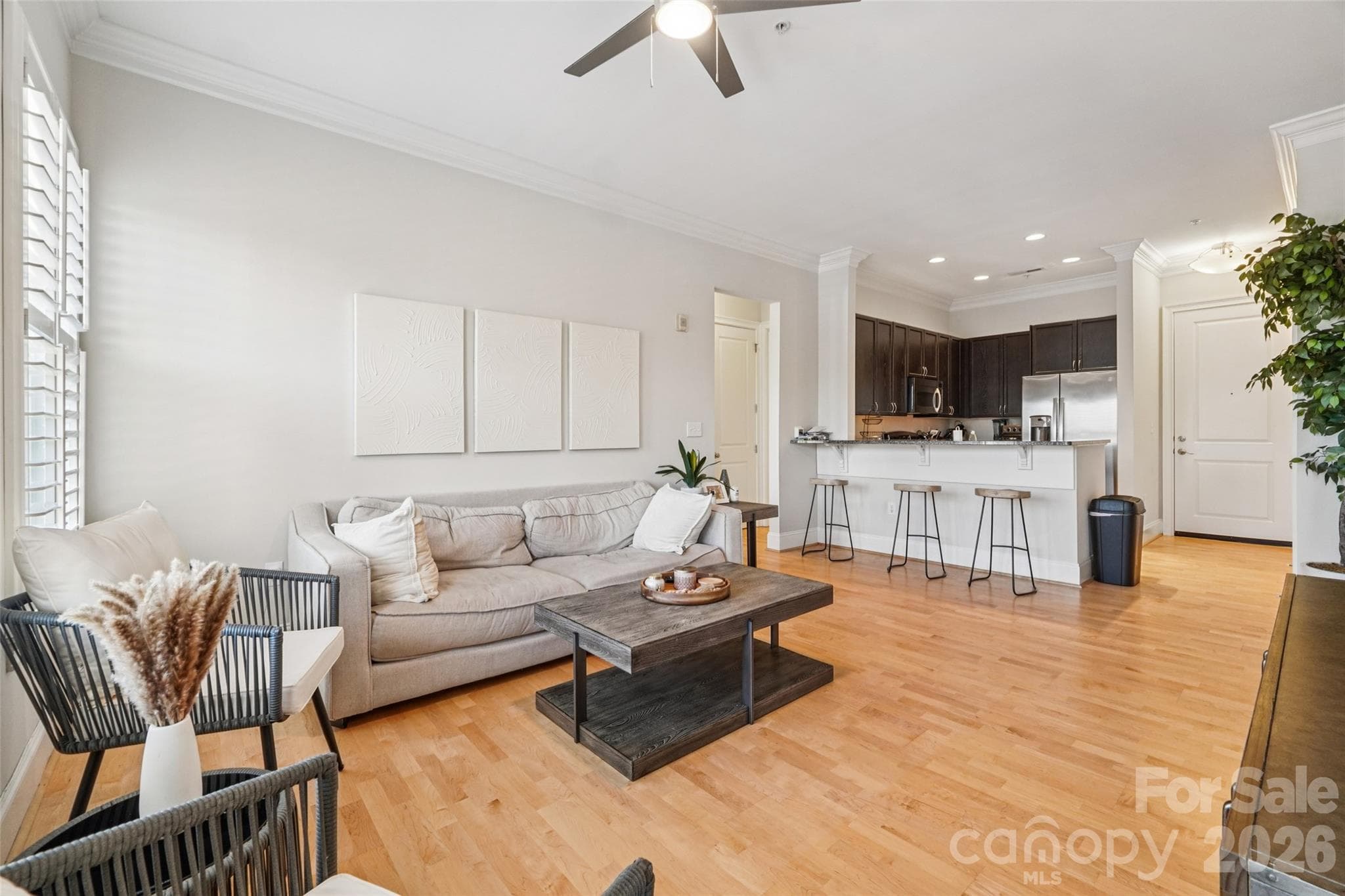 Condominium at 2952 Selwyn Avenue, Charlotte, photo 8 of 26