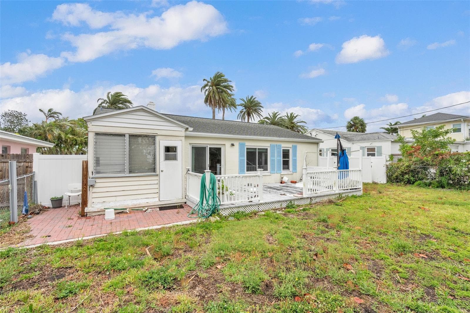 Single Family Residence at 752 LANTANA AVE, CLEARWATER BEACH, photo 6 of 7