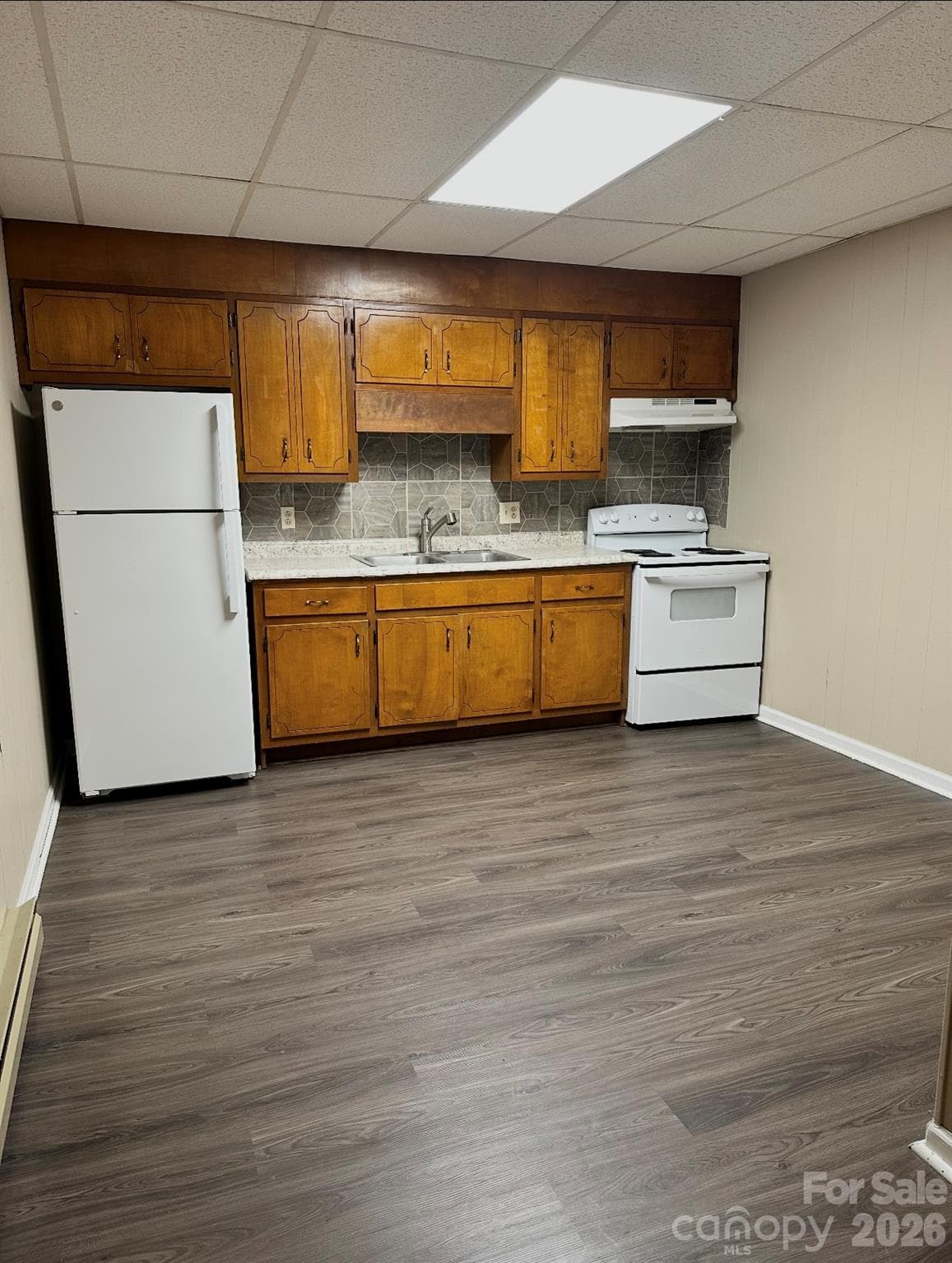 Apartment 5 - Basement Unit - 2 Bedrooms 1 Full Baths 1 1/2 Baths - 18 Berkley Avenue, Granite Falls