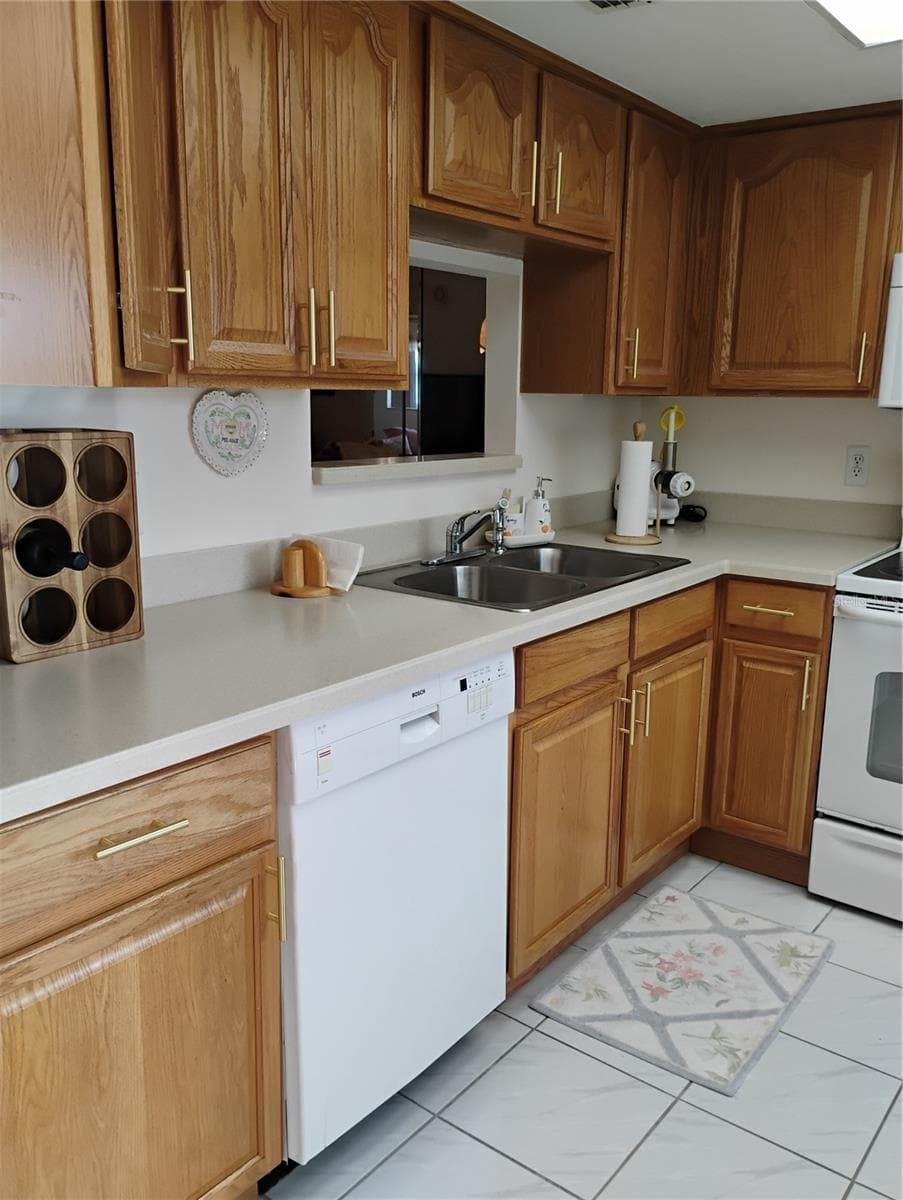 Villa at 2465 NORTHSIDE DR #1001, CLEARWATER, photo 9 of 45