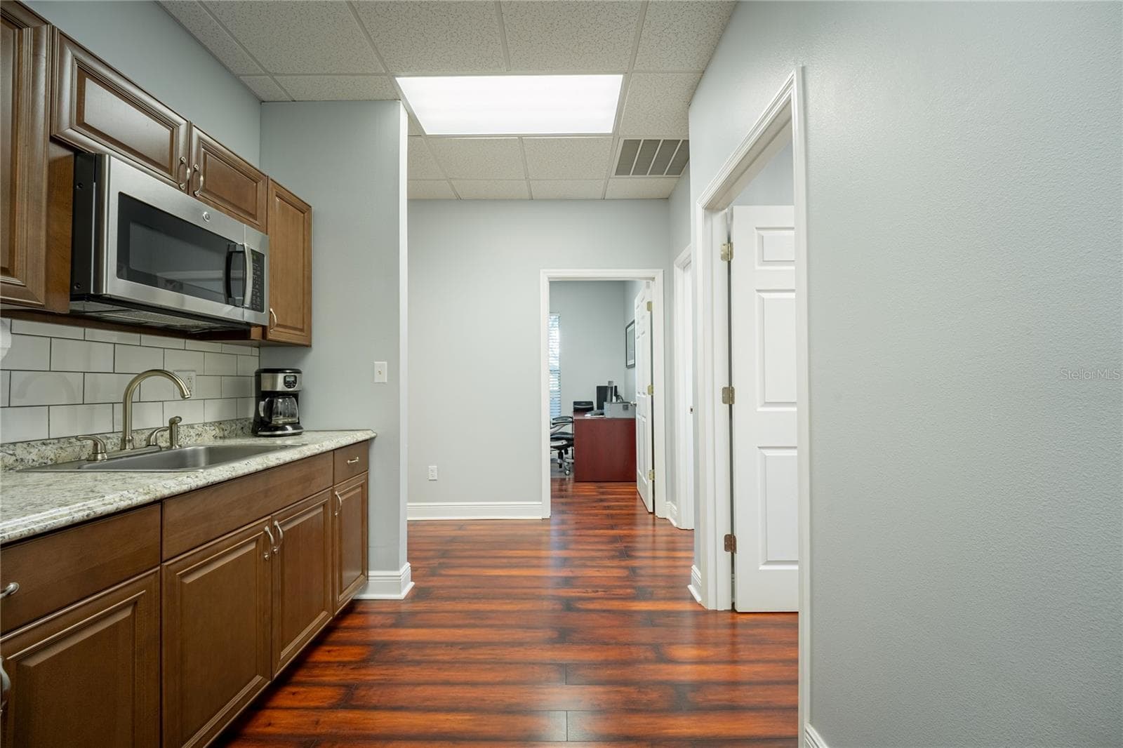 Office at 523 WEKIVA COMMONS CIR #4, APOPKA, photo 16 of 30