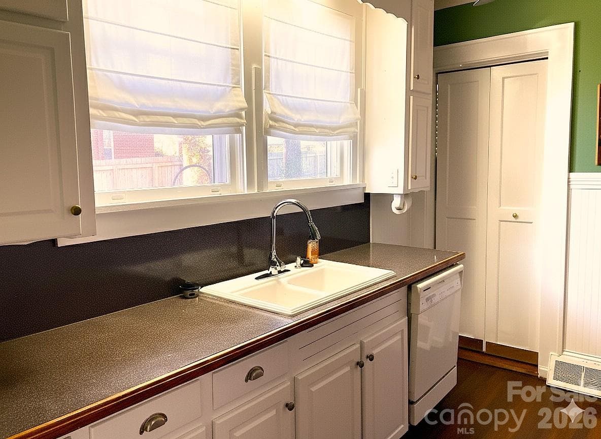 Single Family Residence at 1051 Pee Dee Avenue, Albemarle, photo 14 of 48