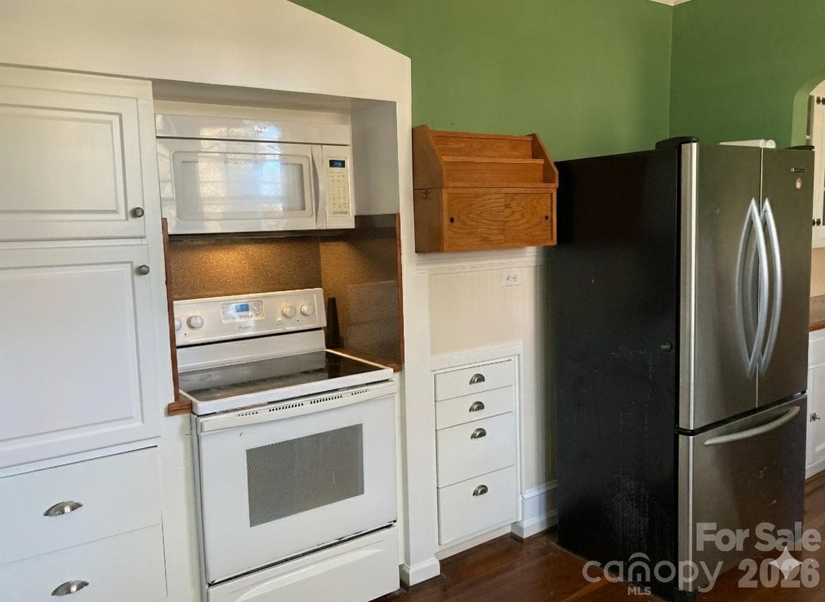 Single Family Residence at 1051 Pee Dee Avenue, Albemarle, photo 15 of 48